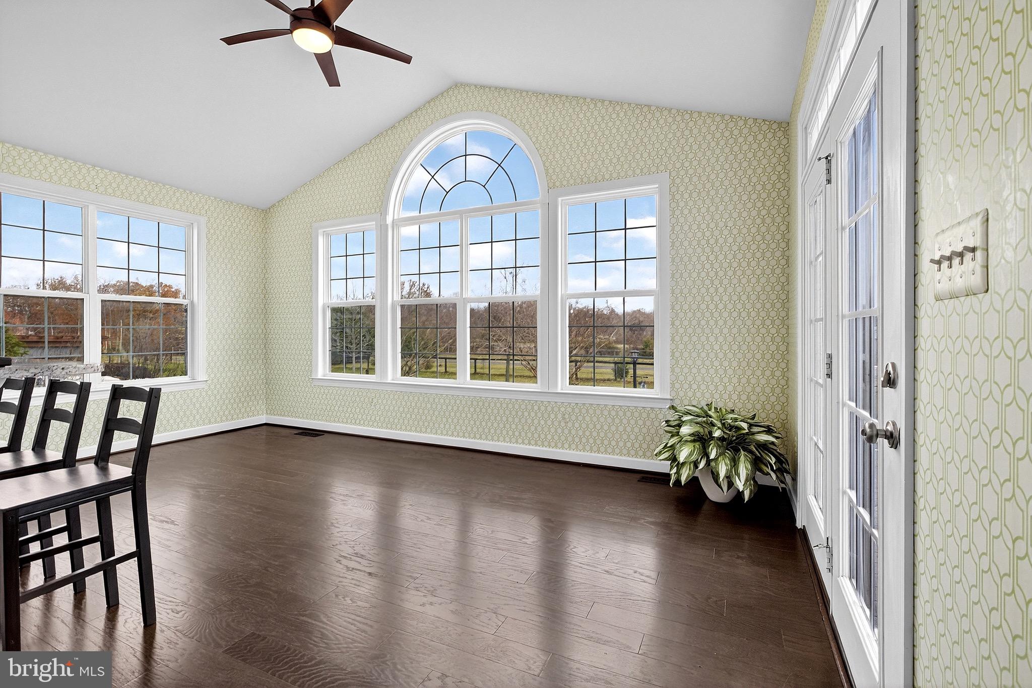 ASHBYS PLACE - Residential