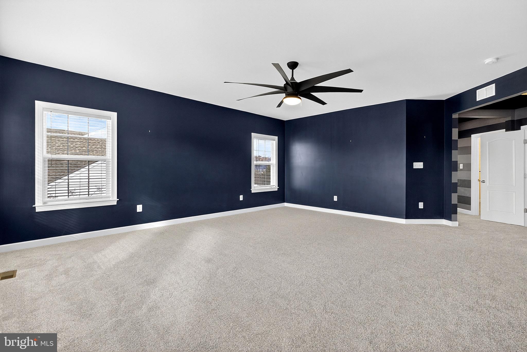 ASHBYS PLACE - Residential