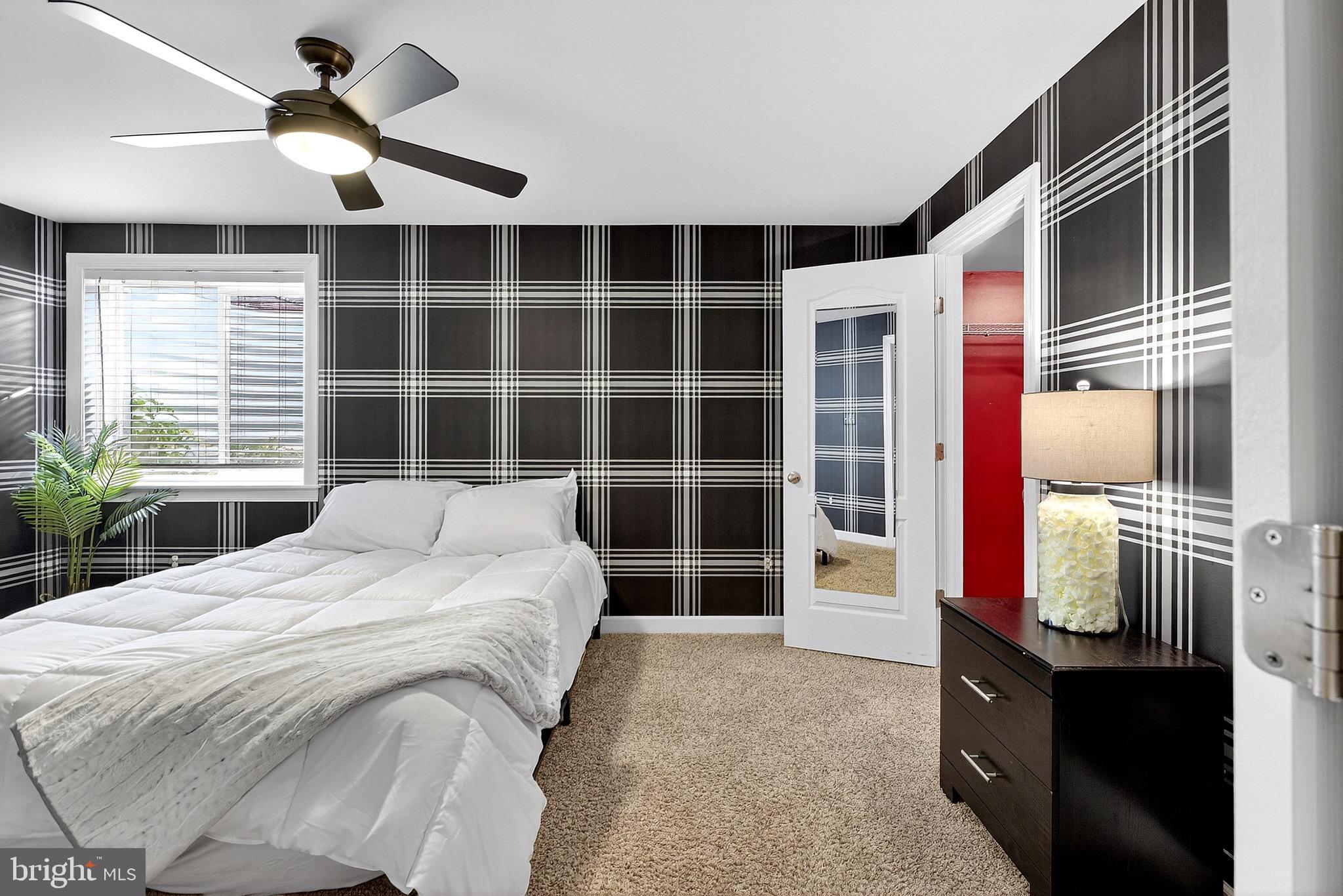 ASHBYS PLACE - Residential