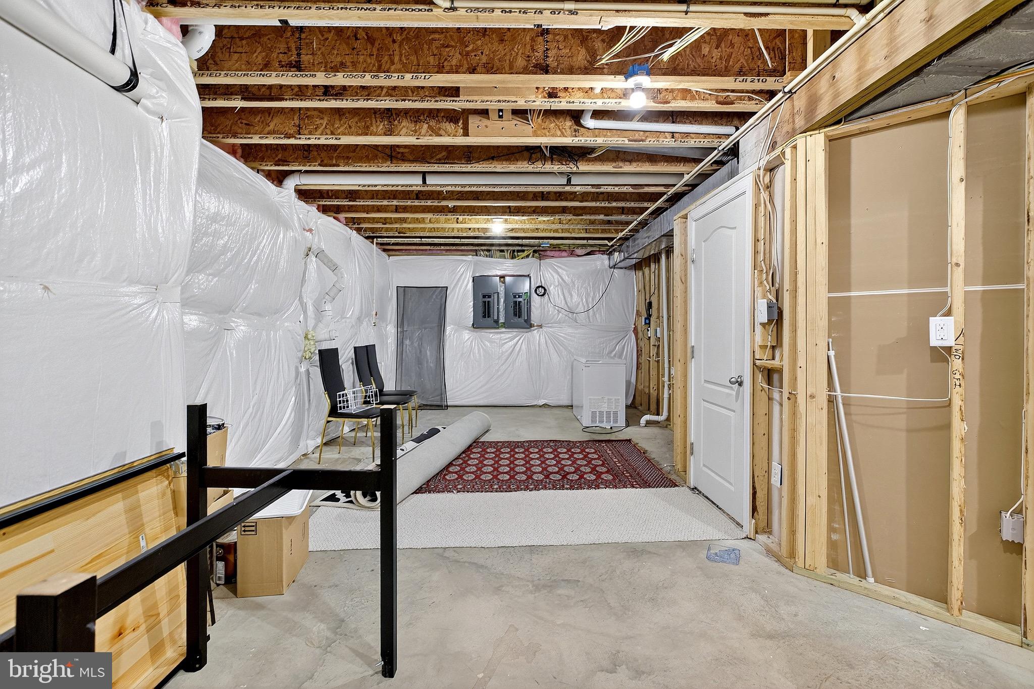 ASHBYS PLACE - Residential