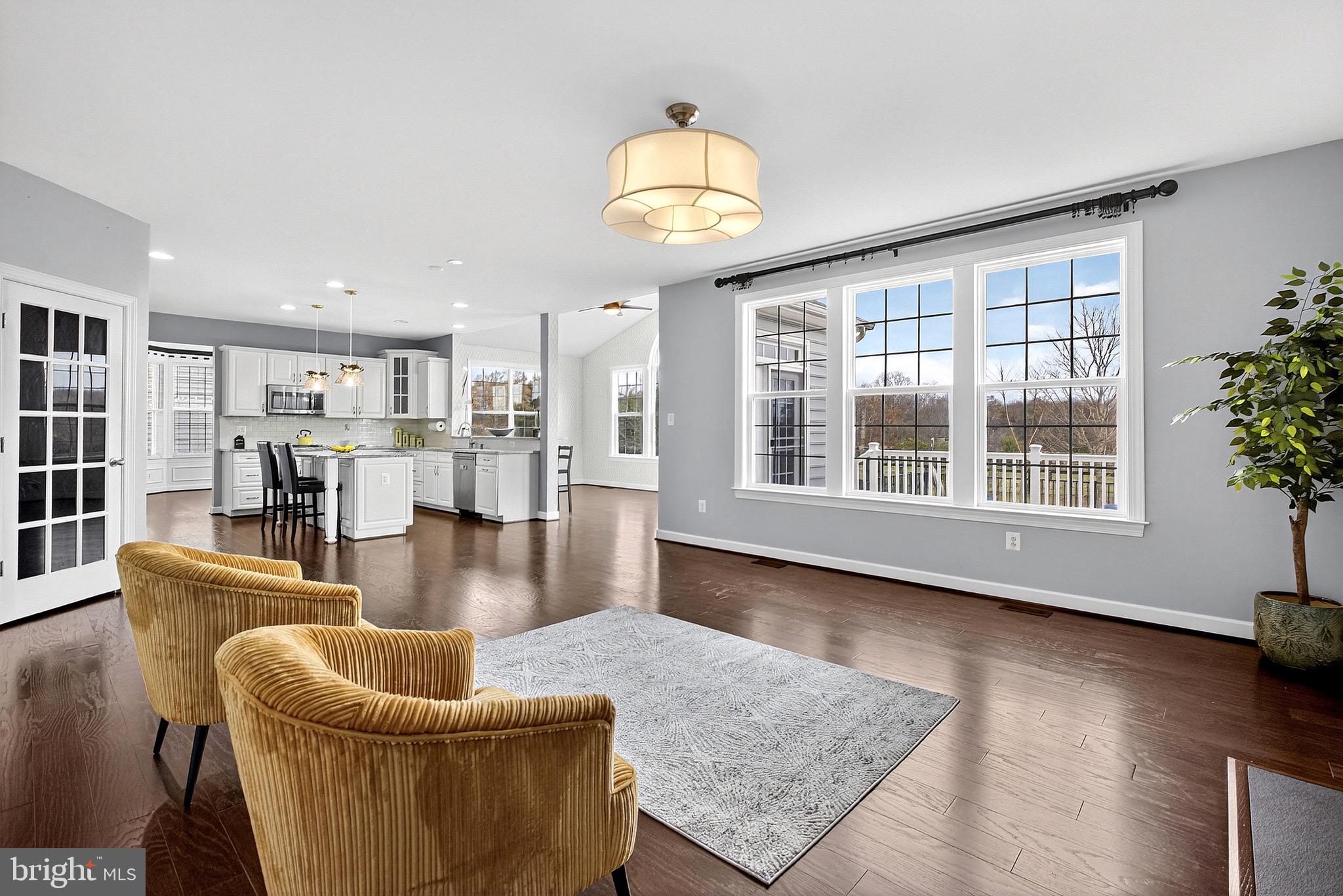 ASHBYS PLACE - Residential