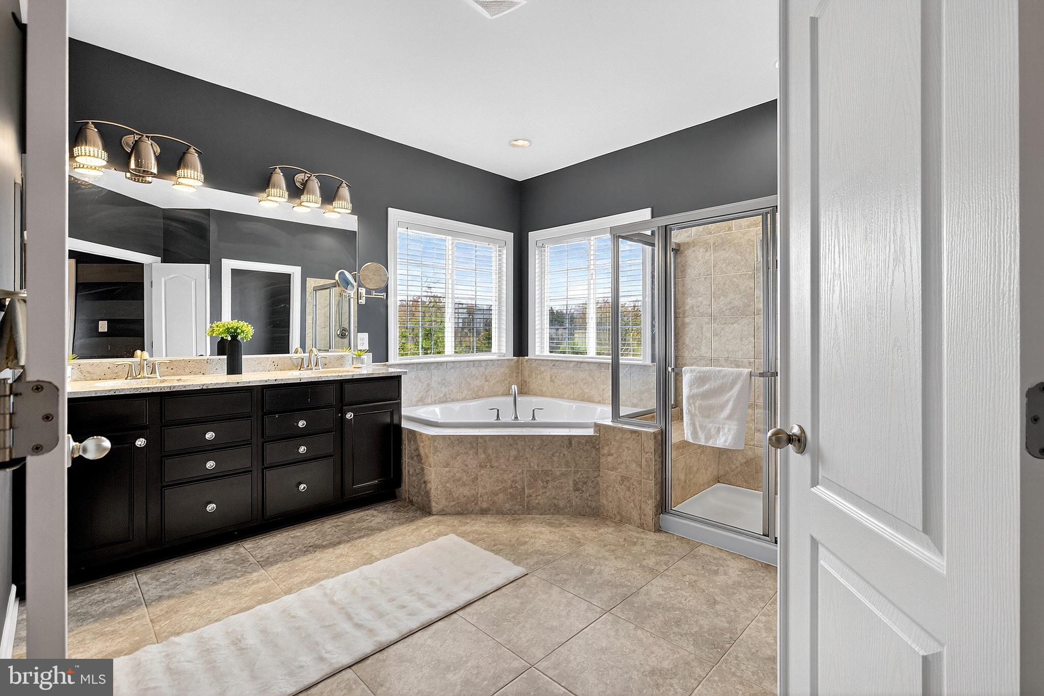 ASHBYS PLACE - Residential