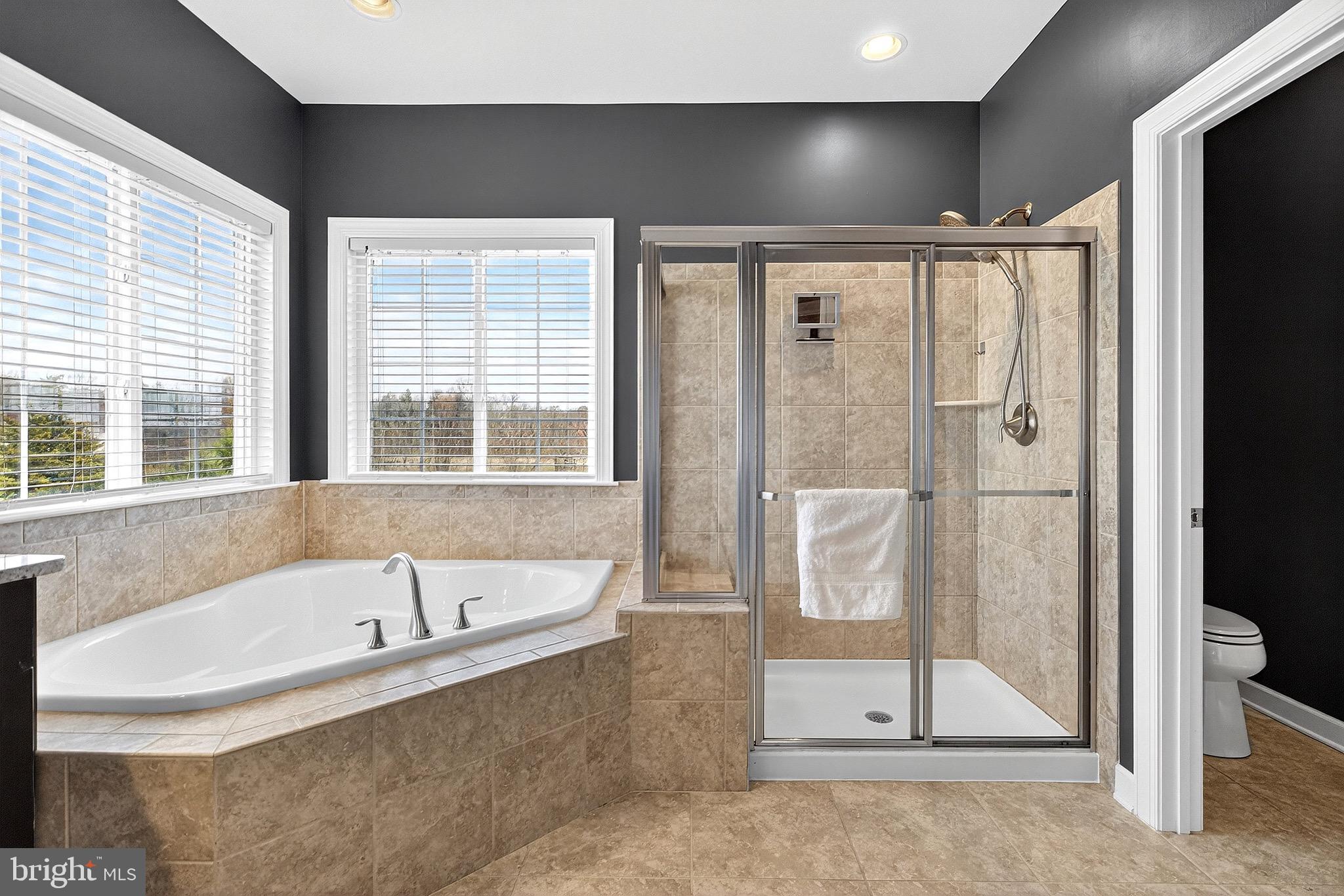 ASHBYS PLACE - Residential