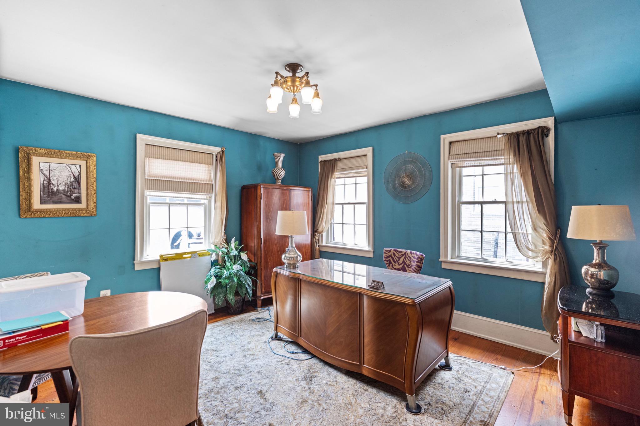 CENTER CITY - Residential