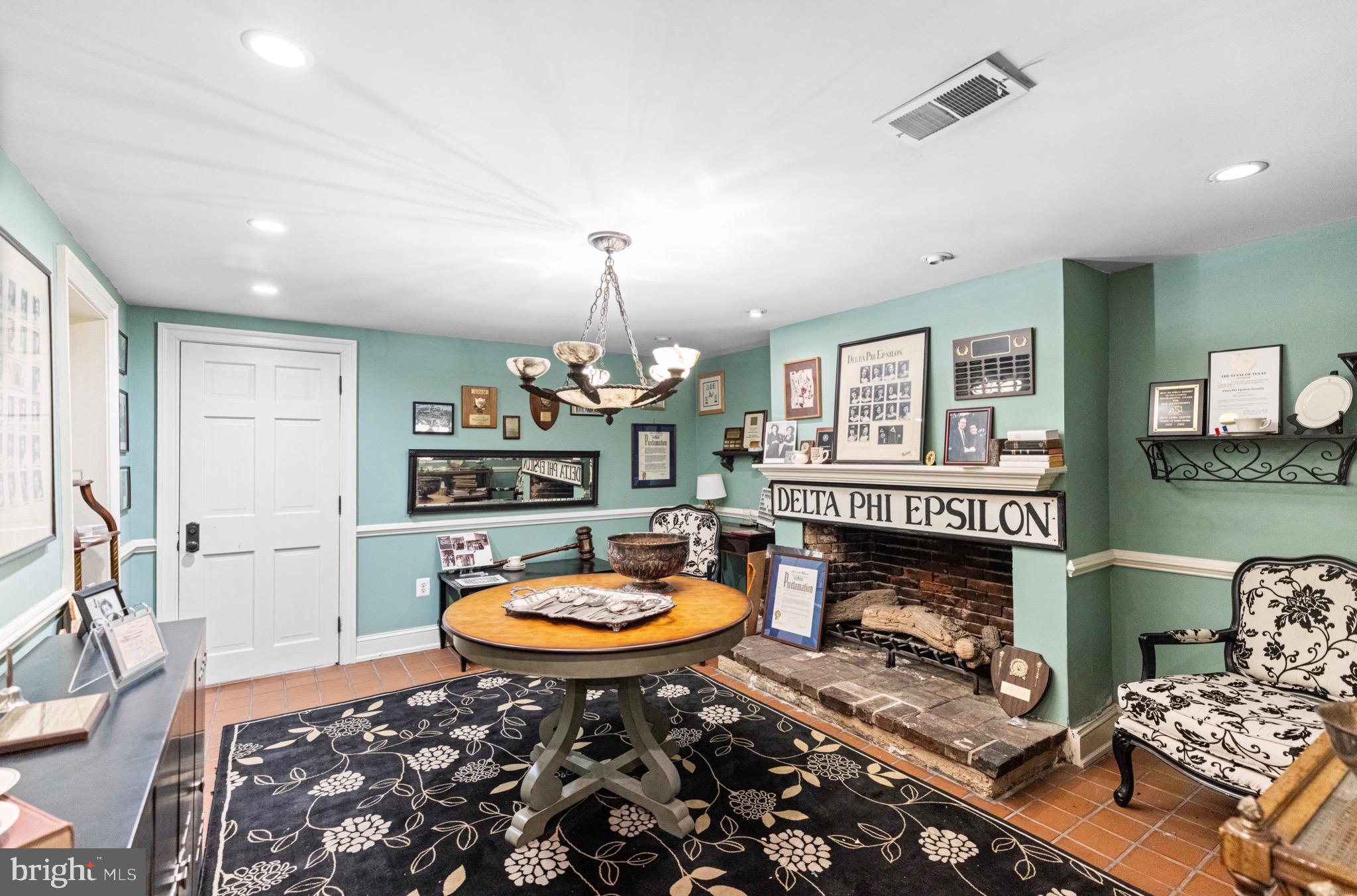 CENTER CITY - Residential