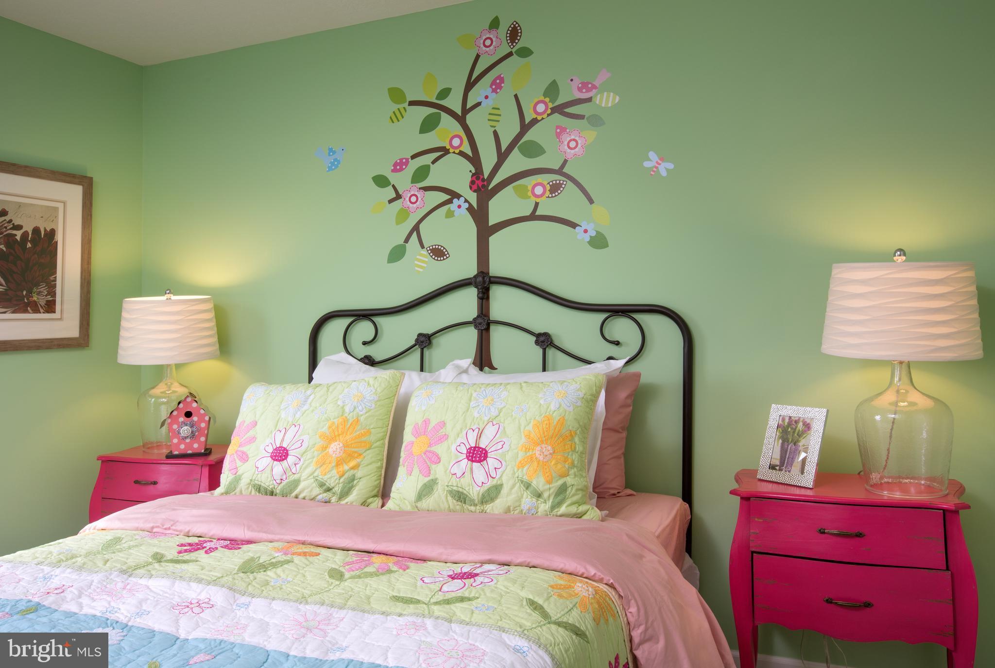 REYNOLD'S OVERLOOK - Residential