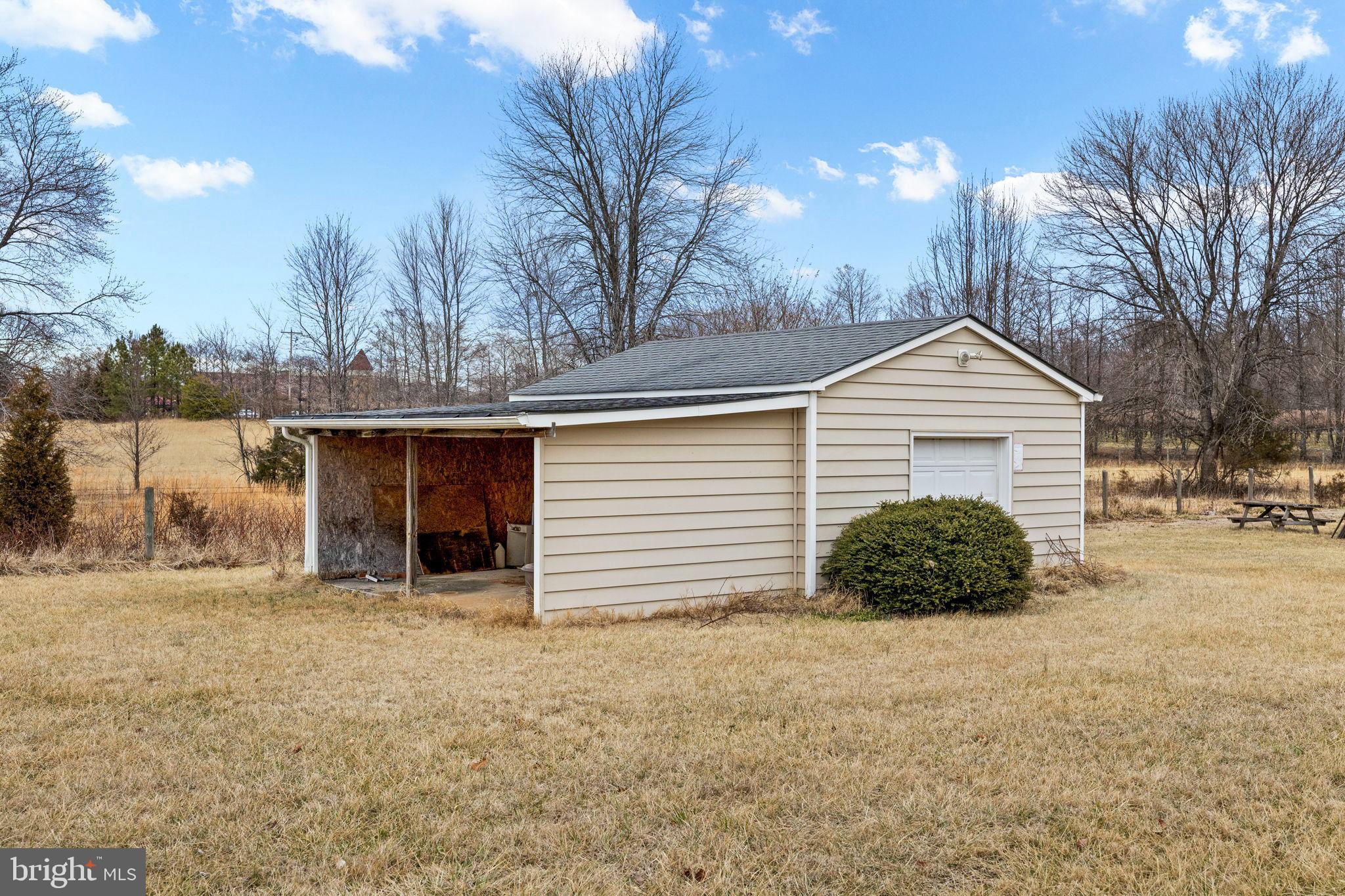 GORDONSVILLE - Residential