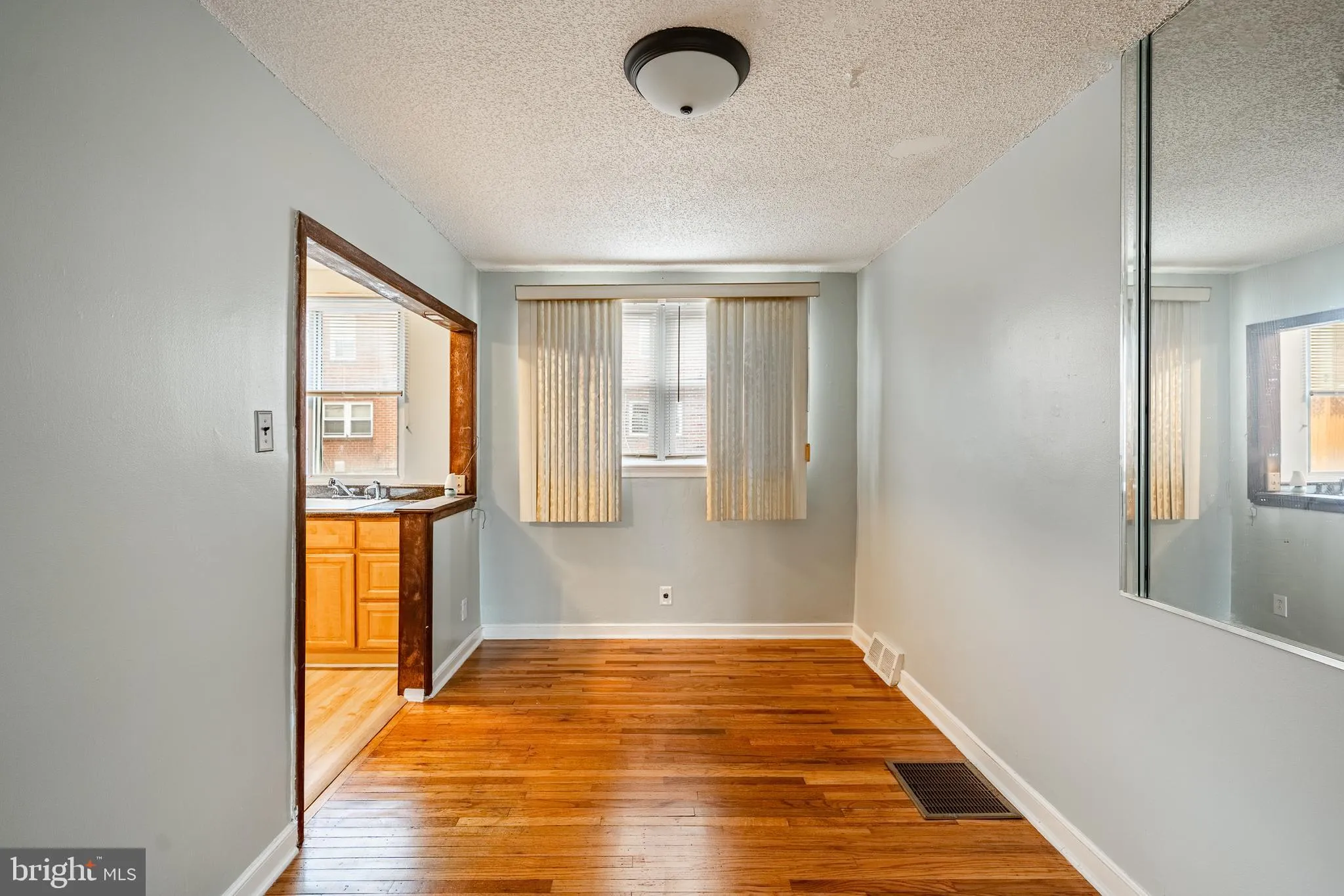 Philadelphia, Pennsylvania 19150, United States, 3 Bedrooms Bedrooms, ,2 BathroomsBathrooms,Residential,Contingent,203229