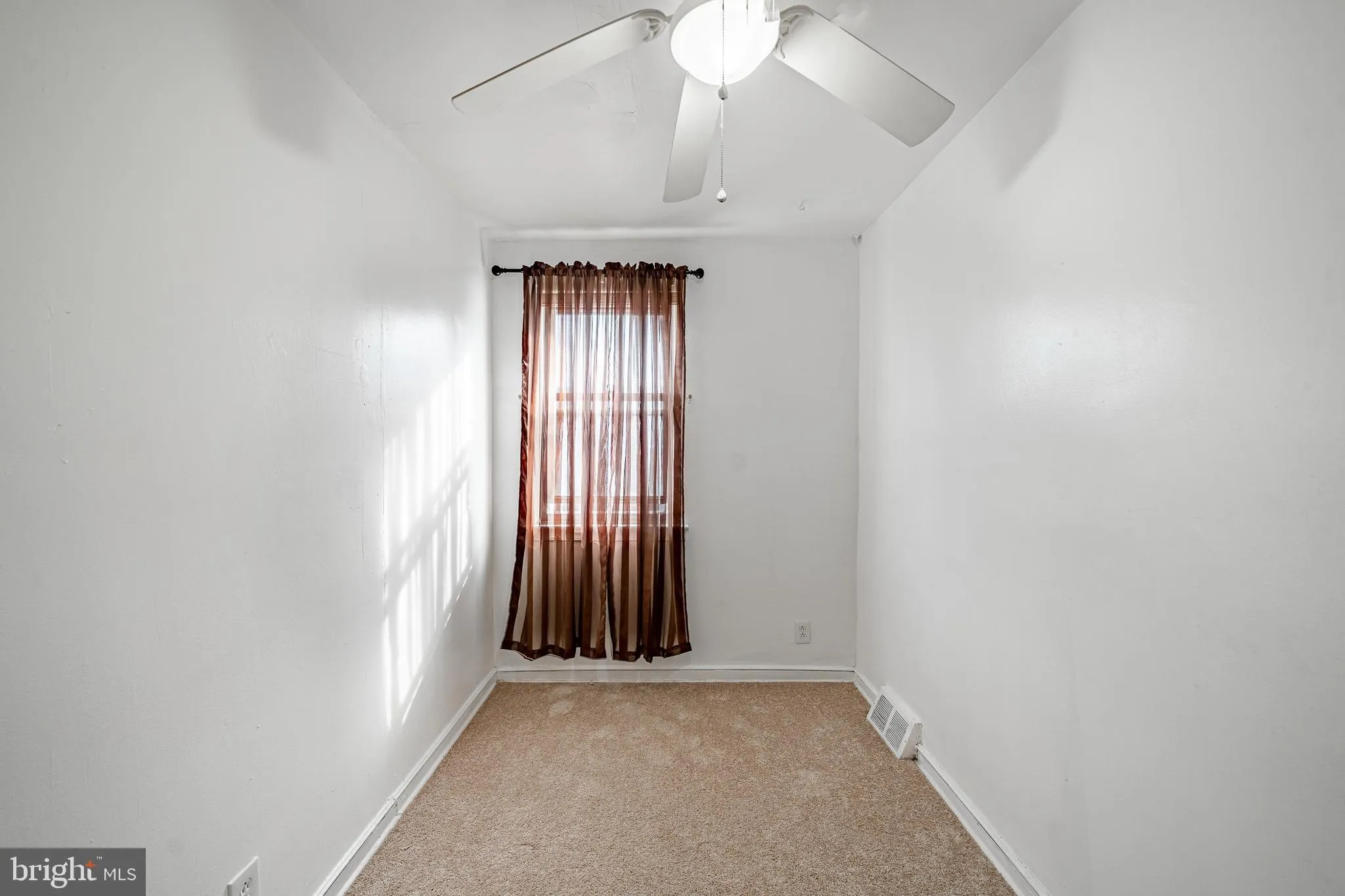 Philadelphia, Pennsylvania 19150, United States, 3 Bedrooms Bedrooms, ,2 BathroomsBathrooms,Residential,Contingent,203229