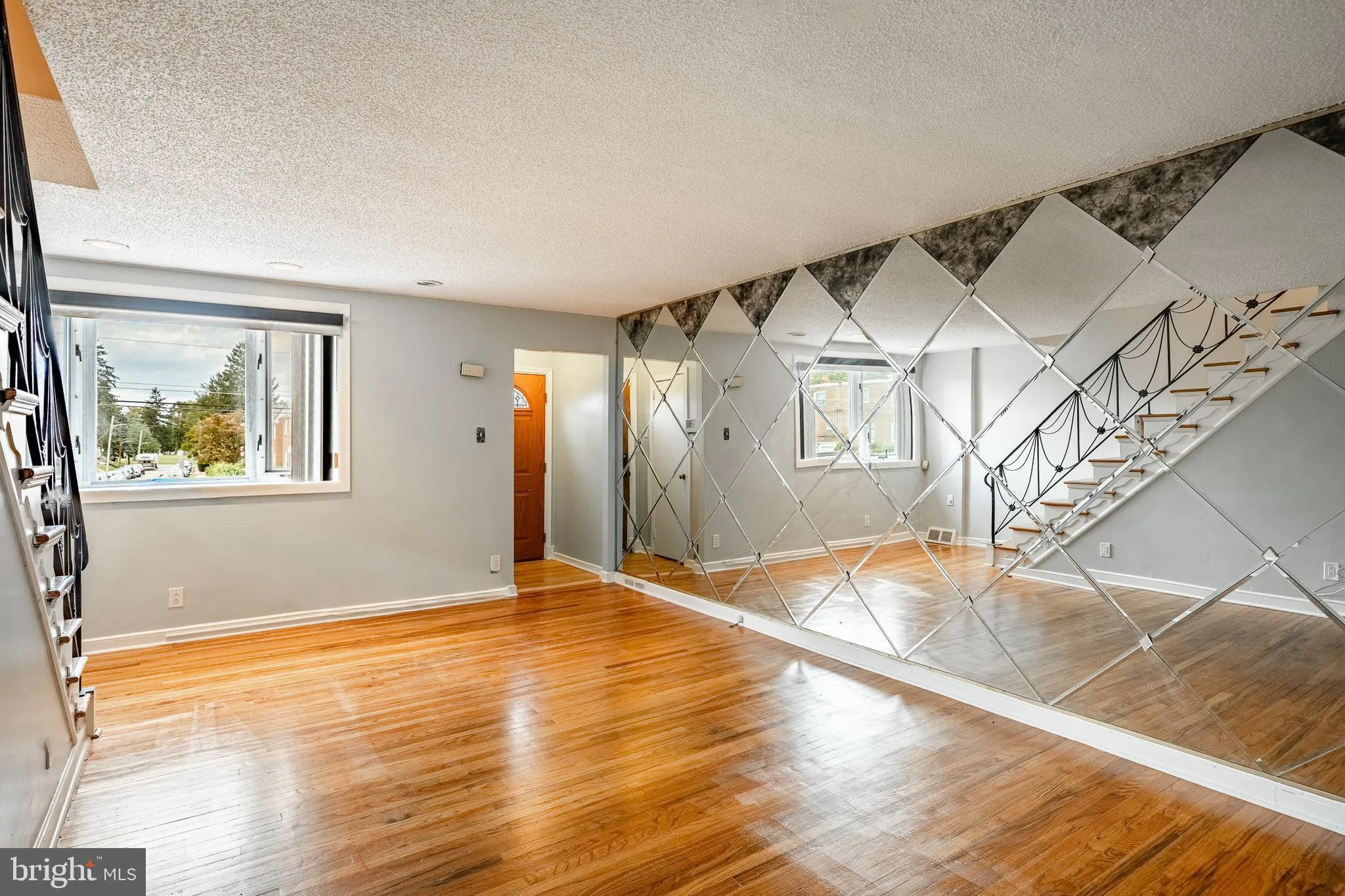 Philadelphia, Pennsylvania 19150, United States, 3 Bedrooms Bedrooms, ,2 BathroomsBathrooms,Residential,Contingent,203229