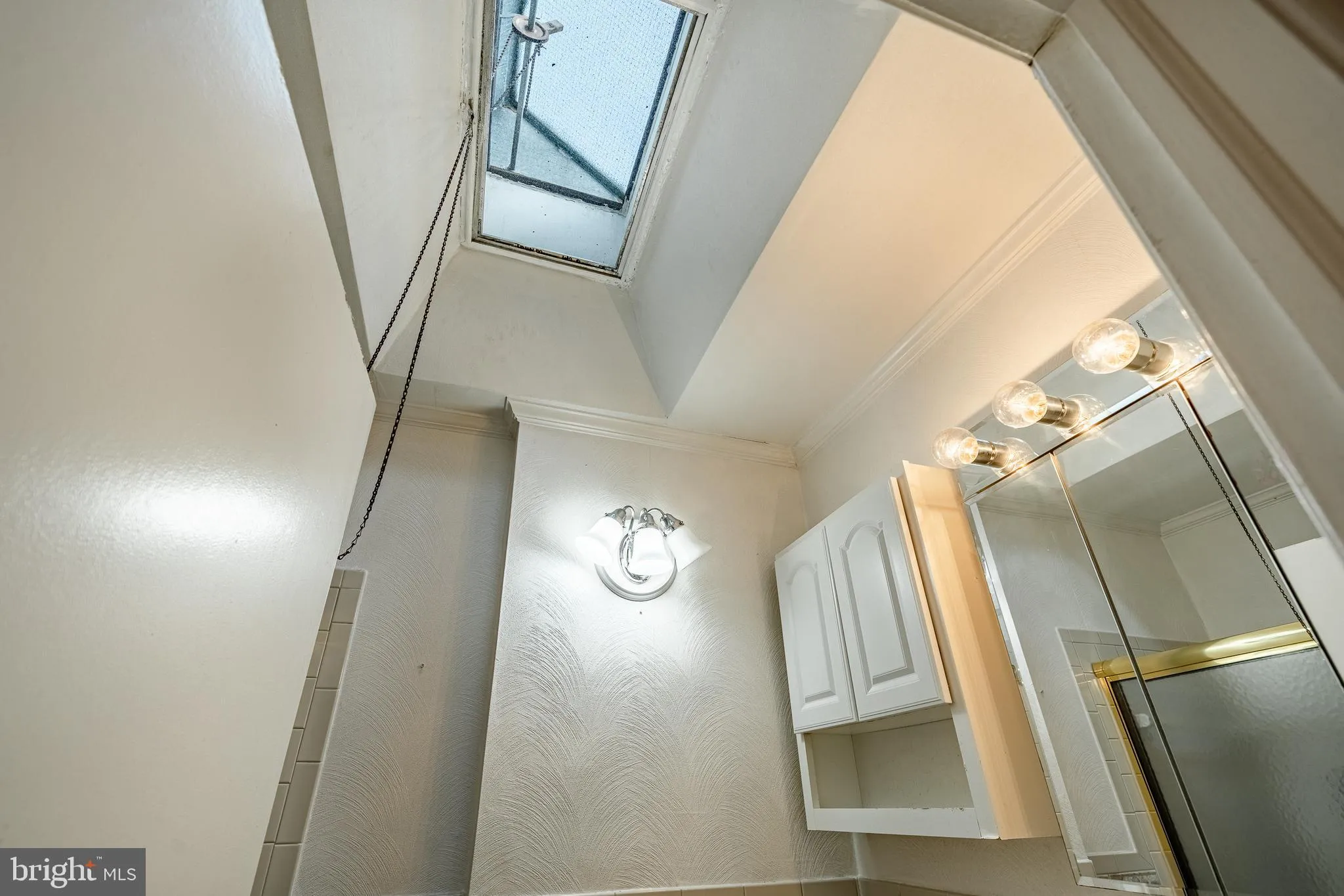 Philadelphia, Pennsylvania 19150, United States, 3 Bedrooms Bedrooms, ,2 BathroomsBathrooms,Residential,Contingent,203229