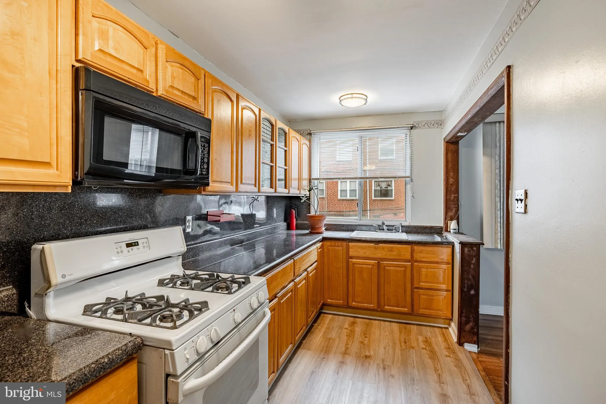 Philadelphia, Pennsylvania 19150, United States, 3 Bedrooms Bedrooms, ,2 BathroomsBathrooms,Residential,Contingent,203229