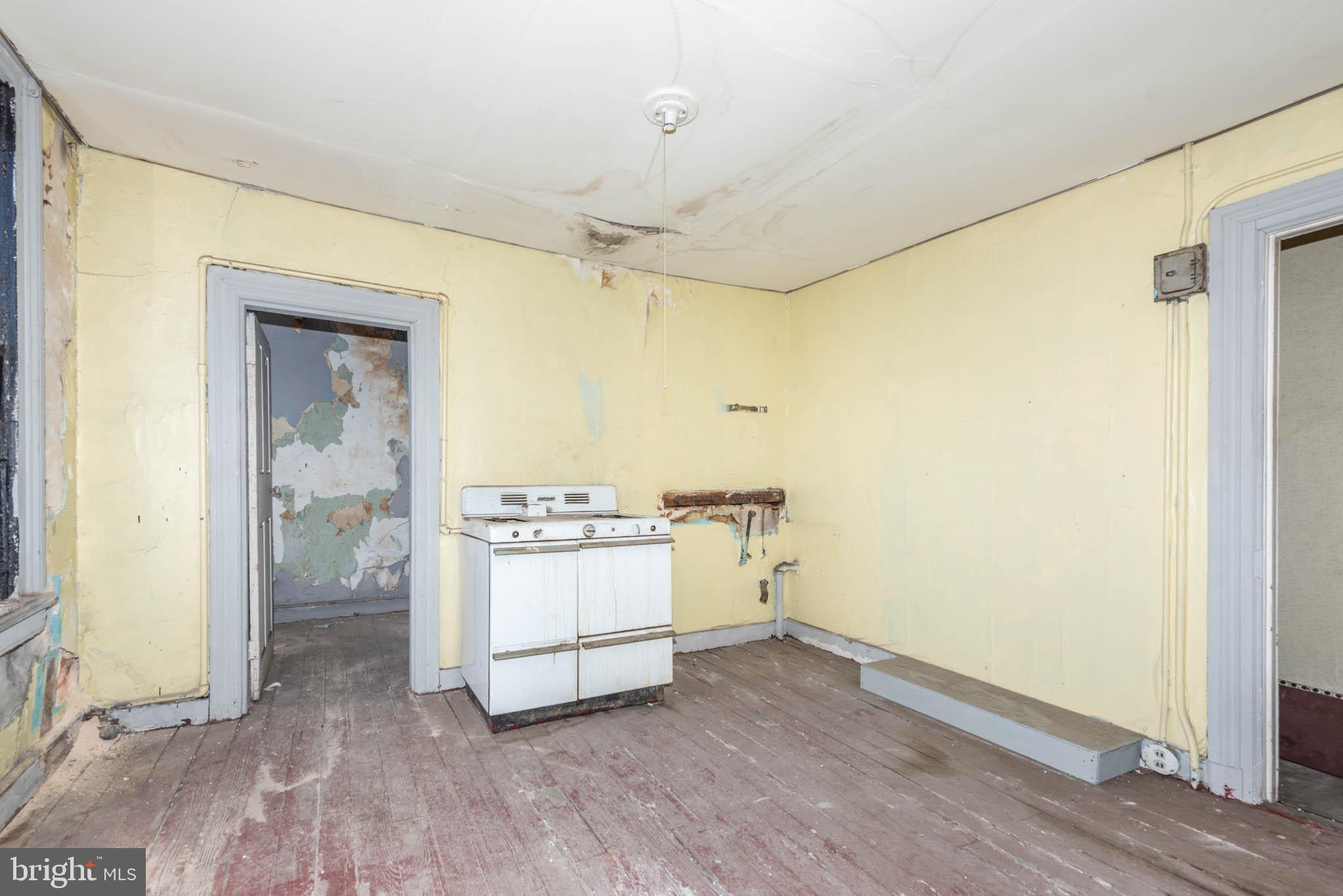 PENN NORTH - Commercial Sale