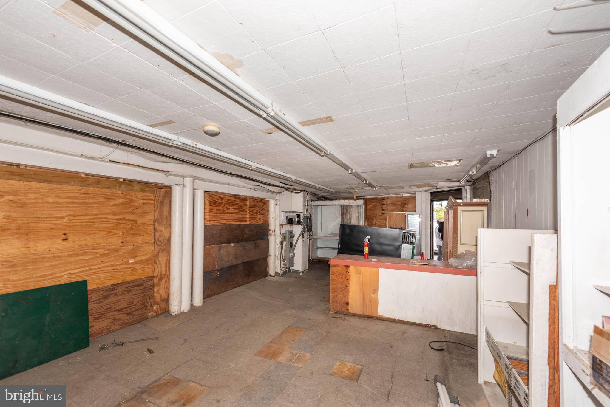 PENN NORTH - Commercial Sale