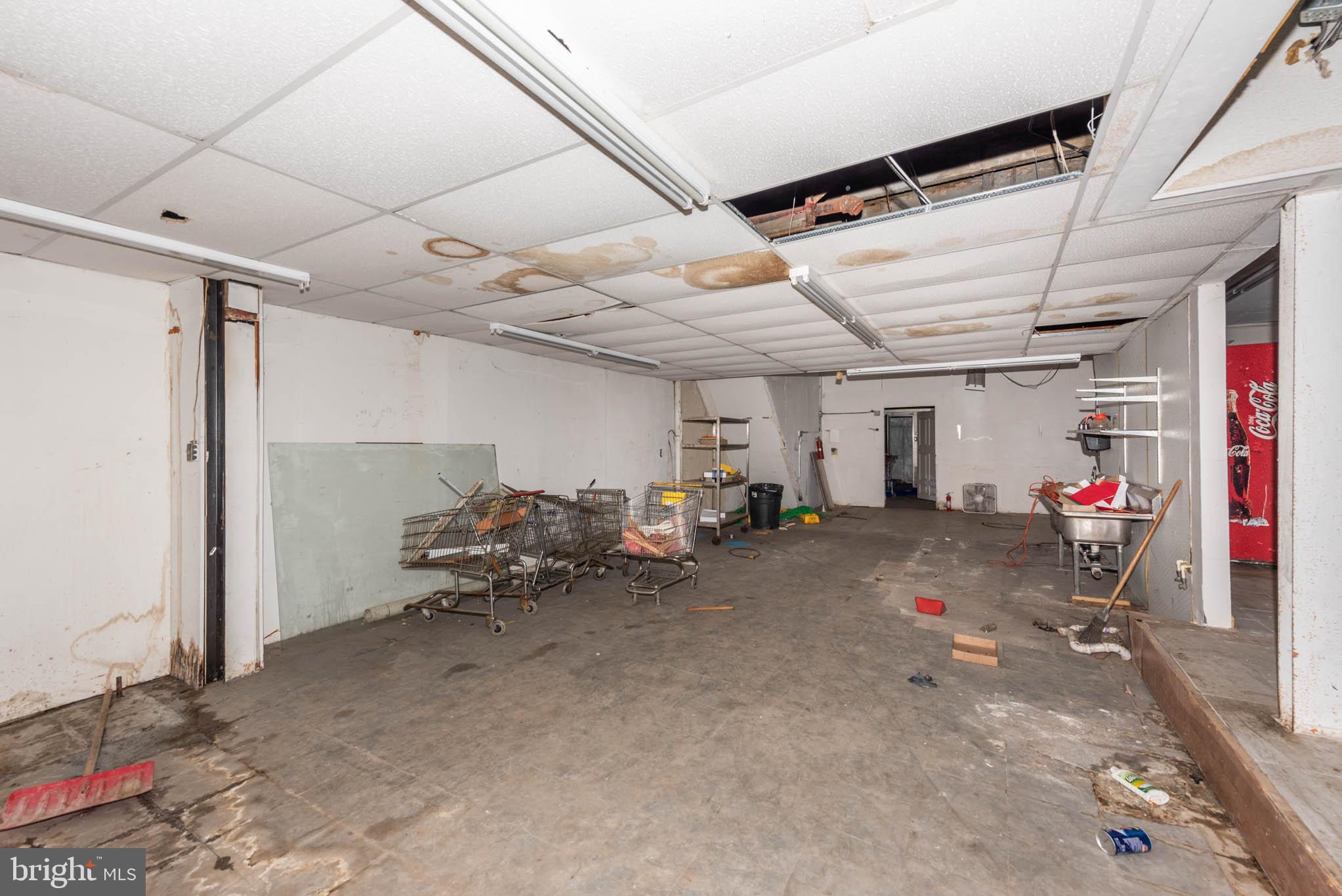 PENN NORTH - Commercial Sale