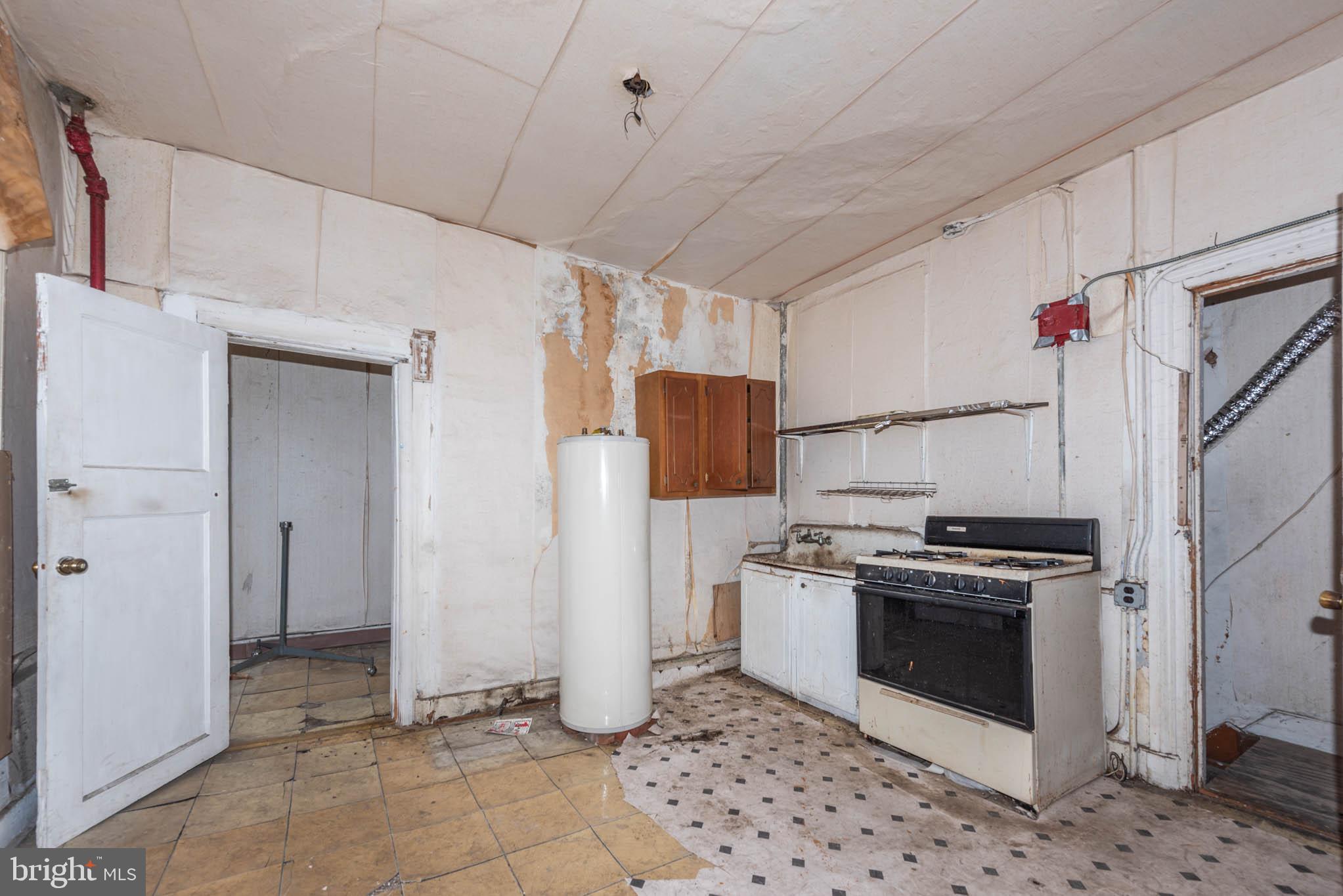 PENN NORTH - Commercial Sale