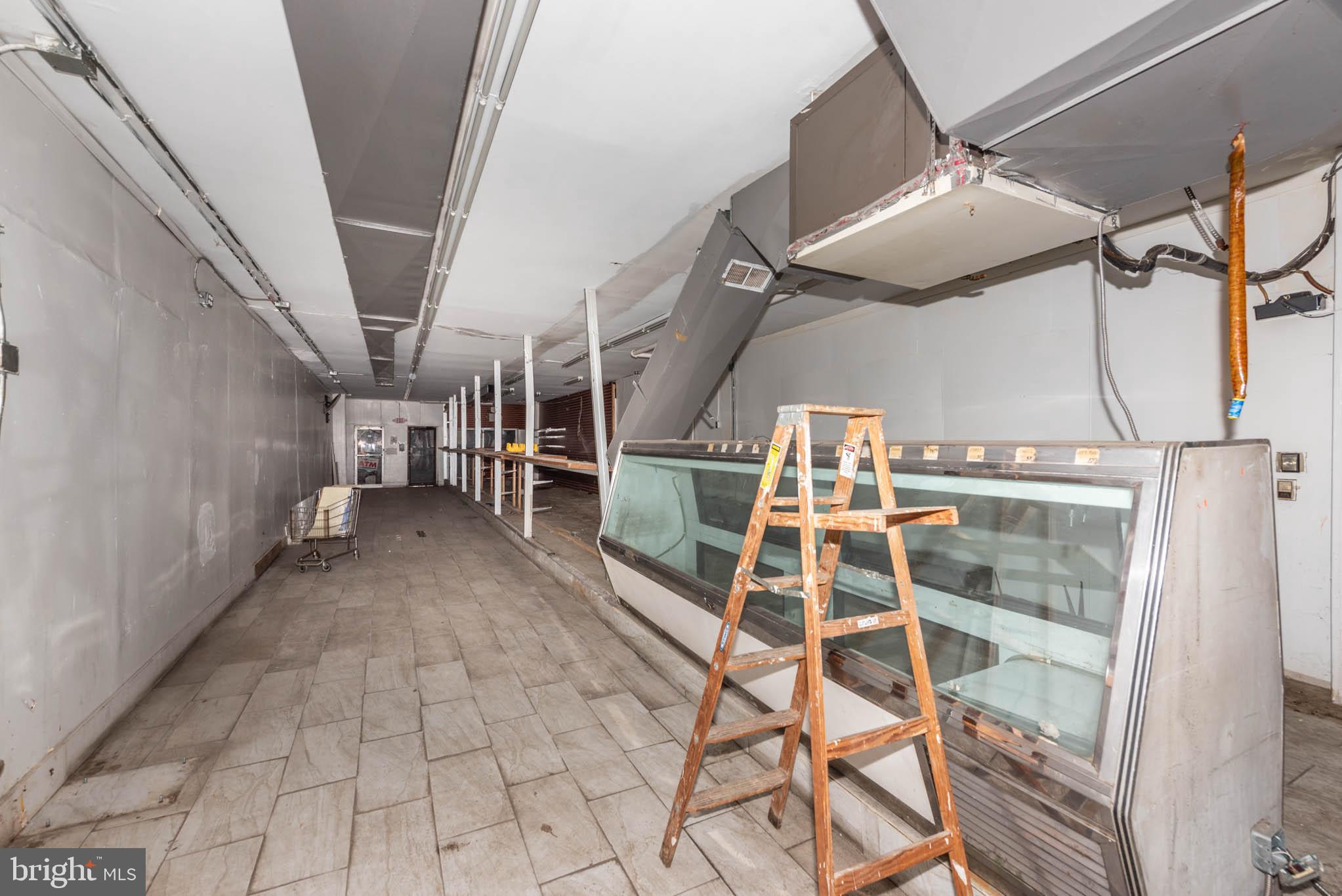 PENN NORTH - Commercial Sale