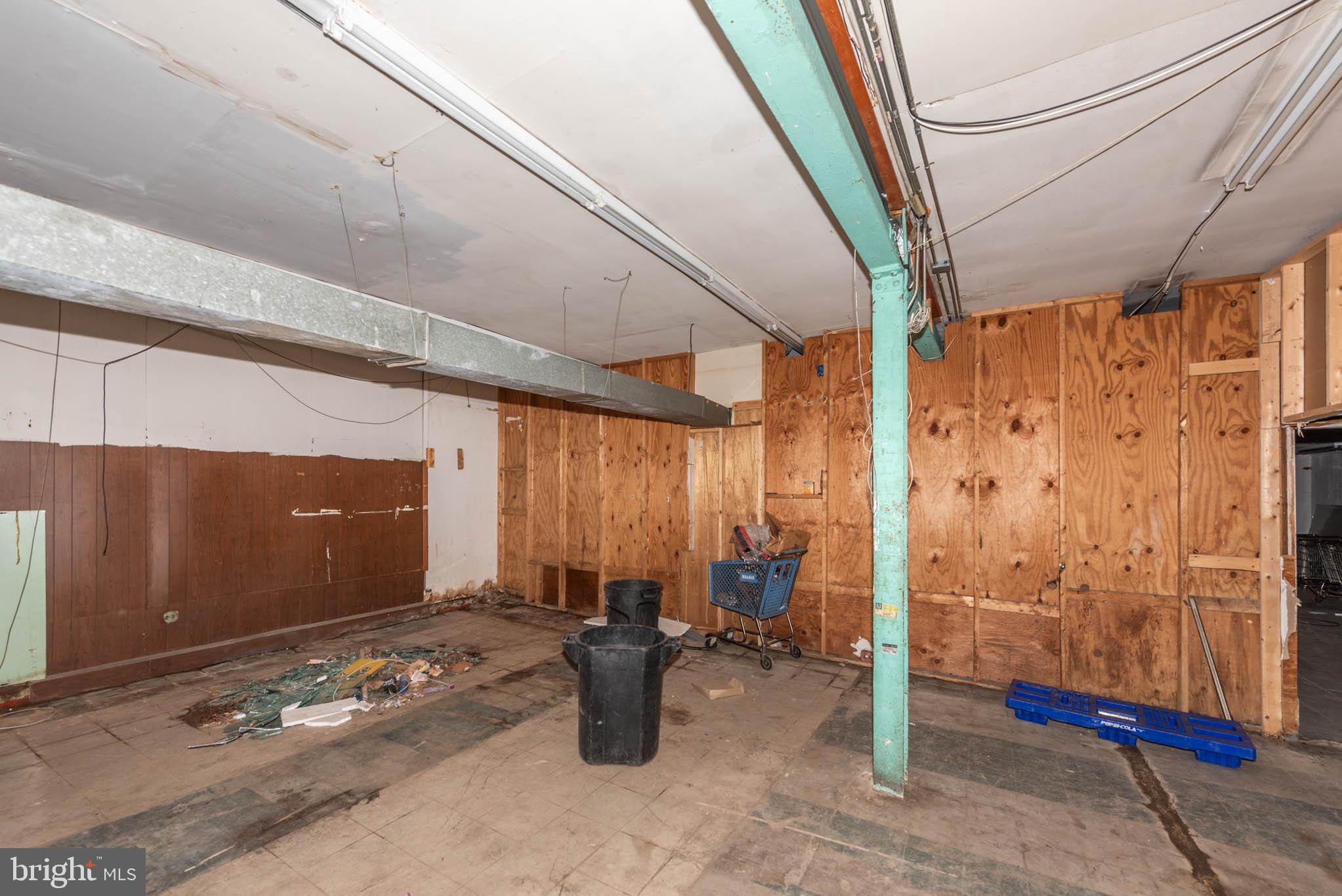 PENN NORTH - Commercial Sale