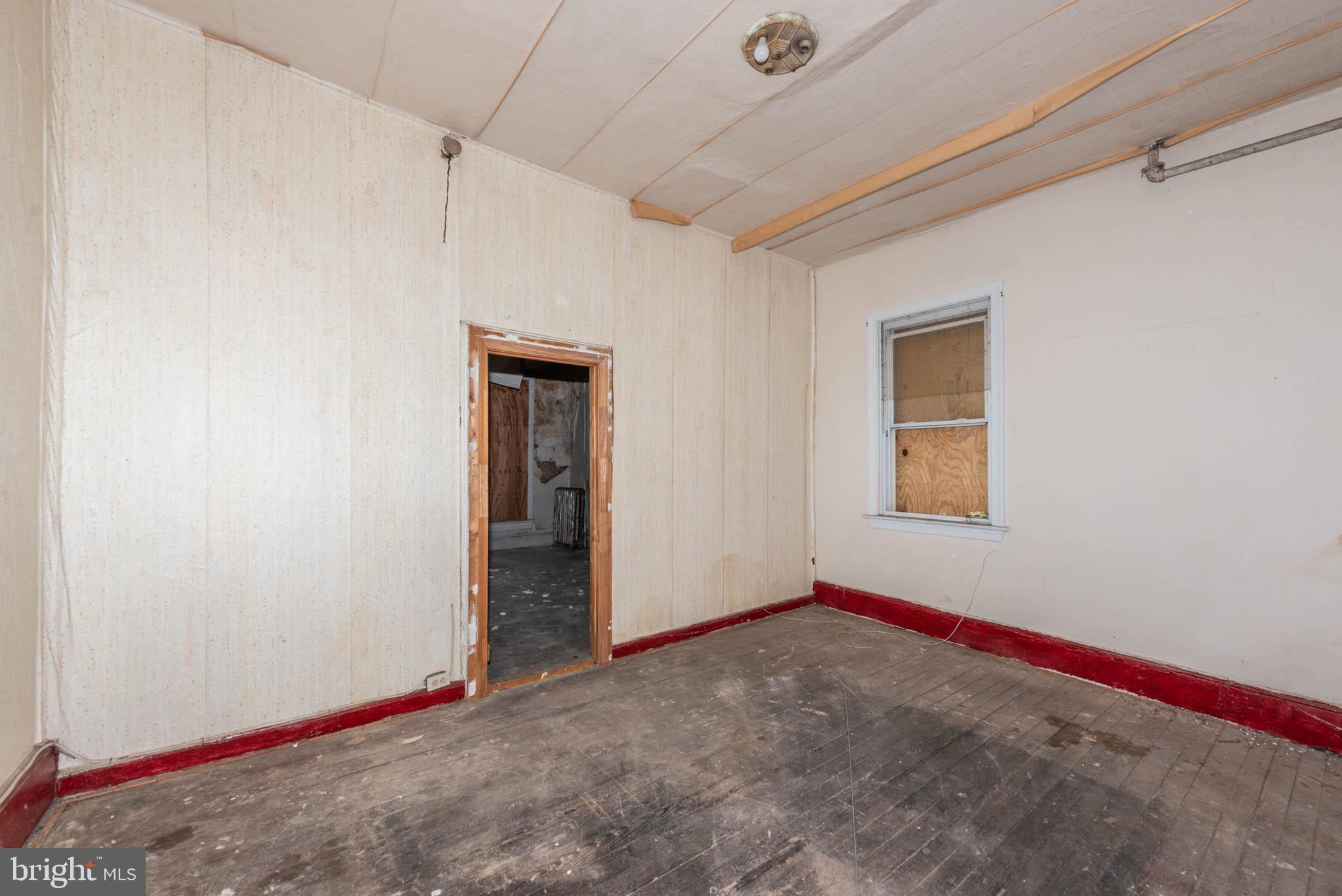 PENN NORTH - Commercial Sale