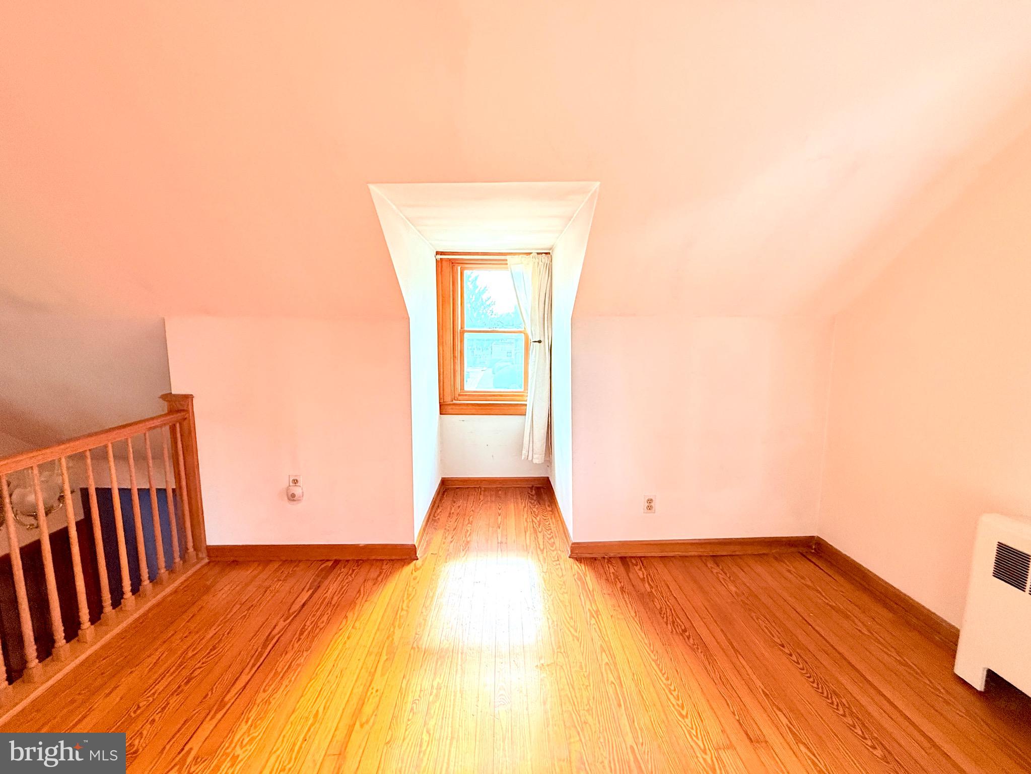 LAWNDALE - Residential