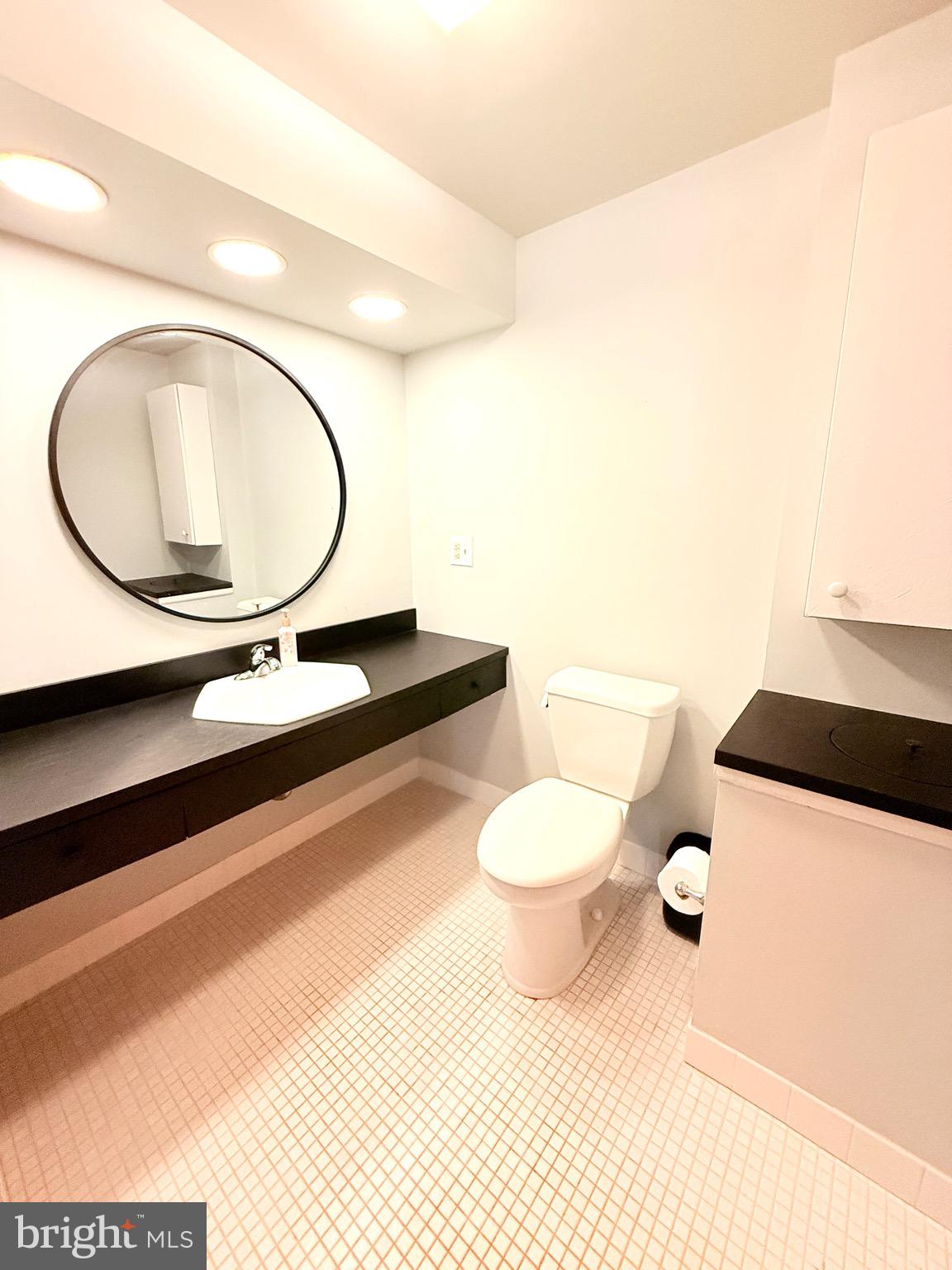 LAWNDALE - Residential