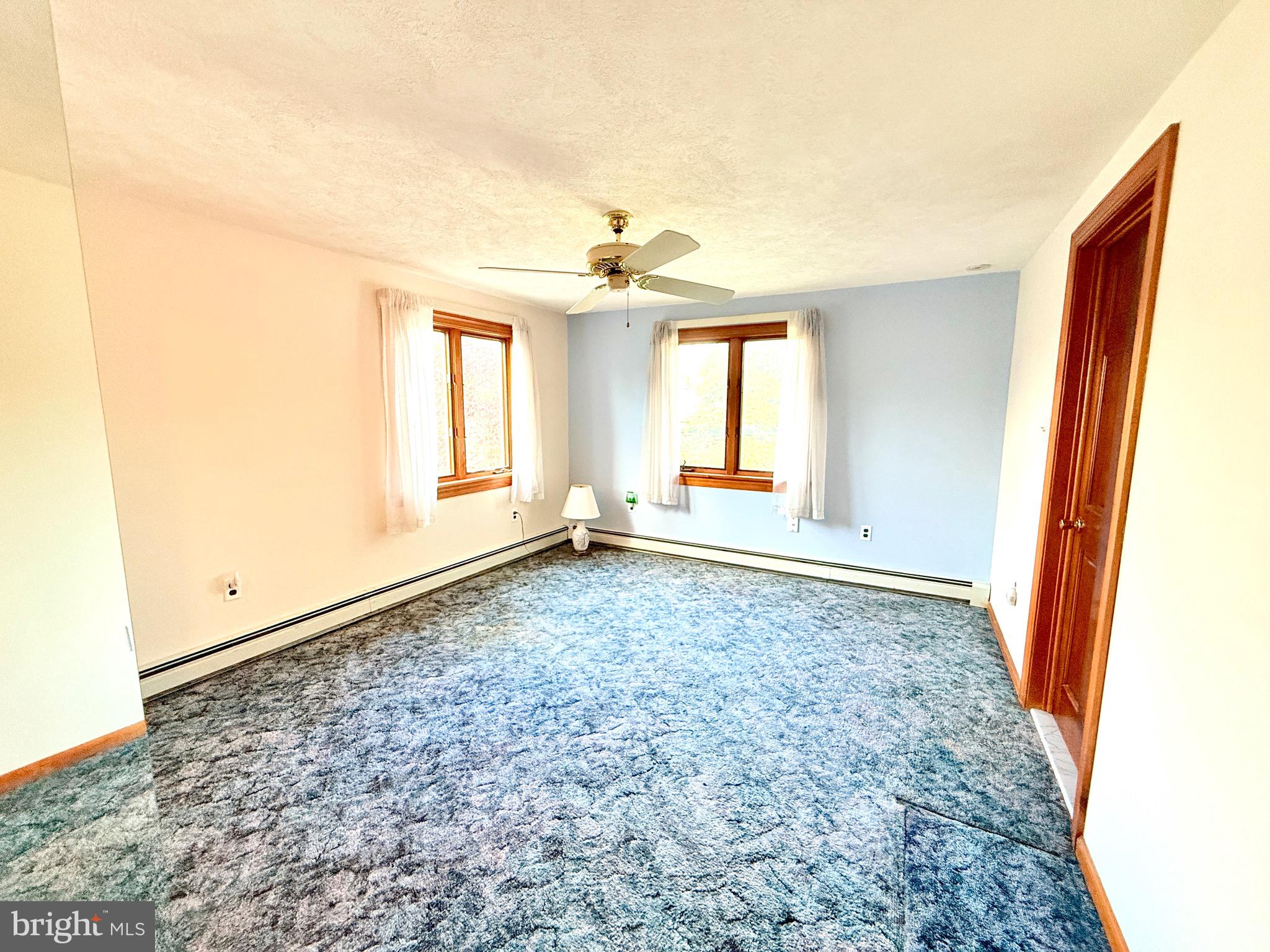 LAWNDALE - Residential