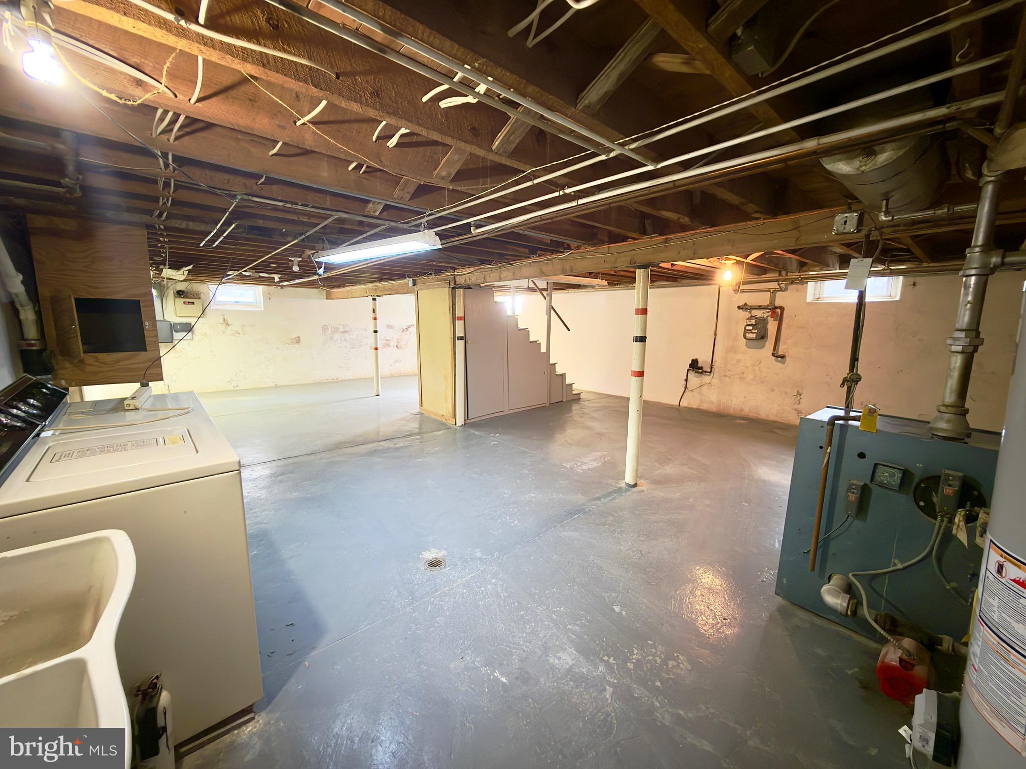 LAWNDALE - Residential