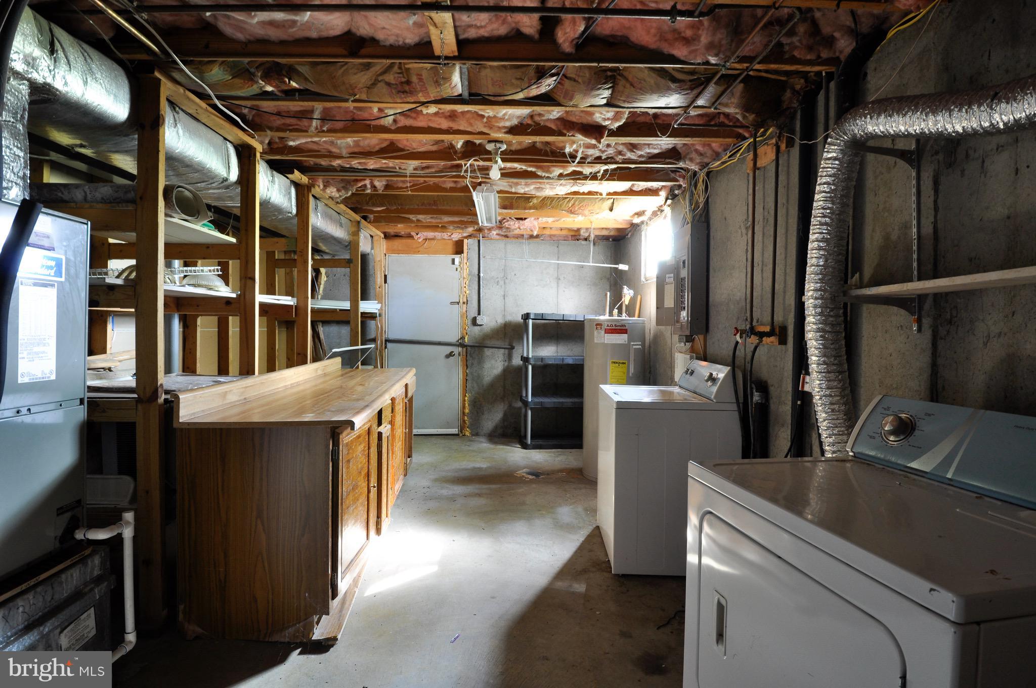 SHADOW WOODS - Residential