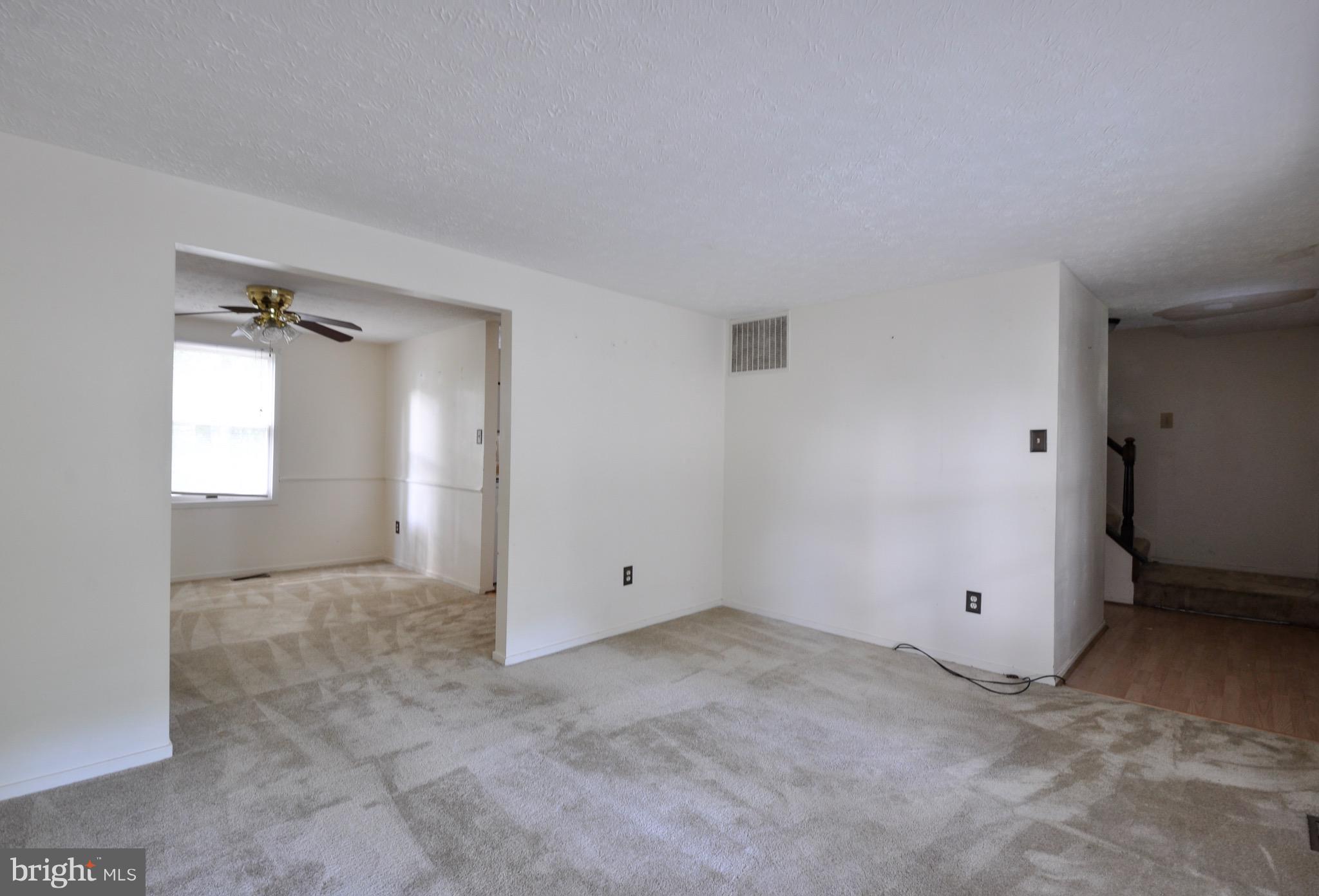 SHADOW WOODS - Residential