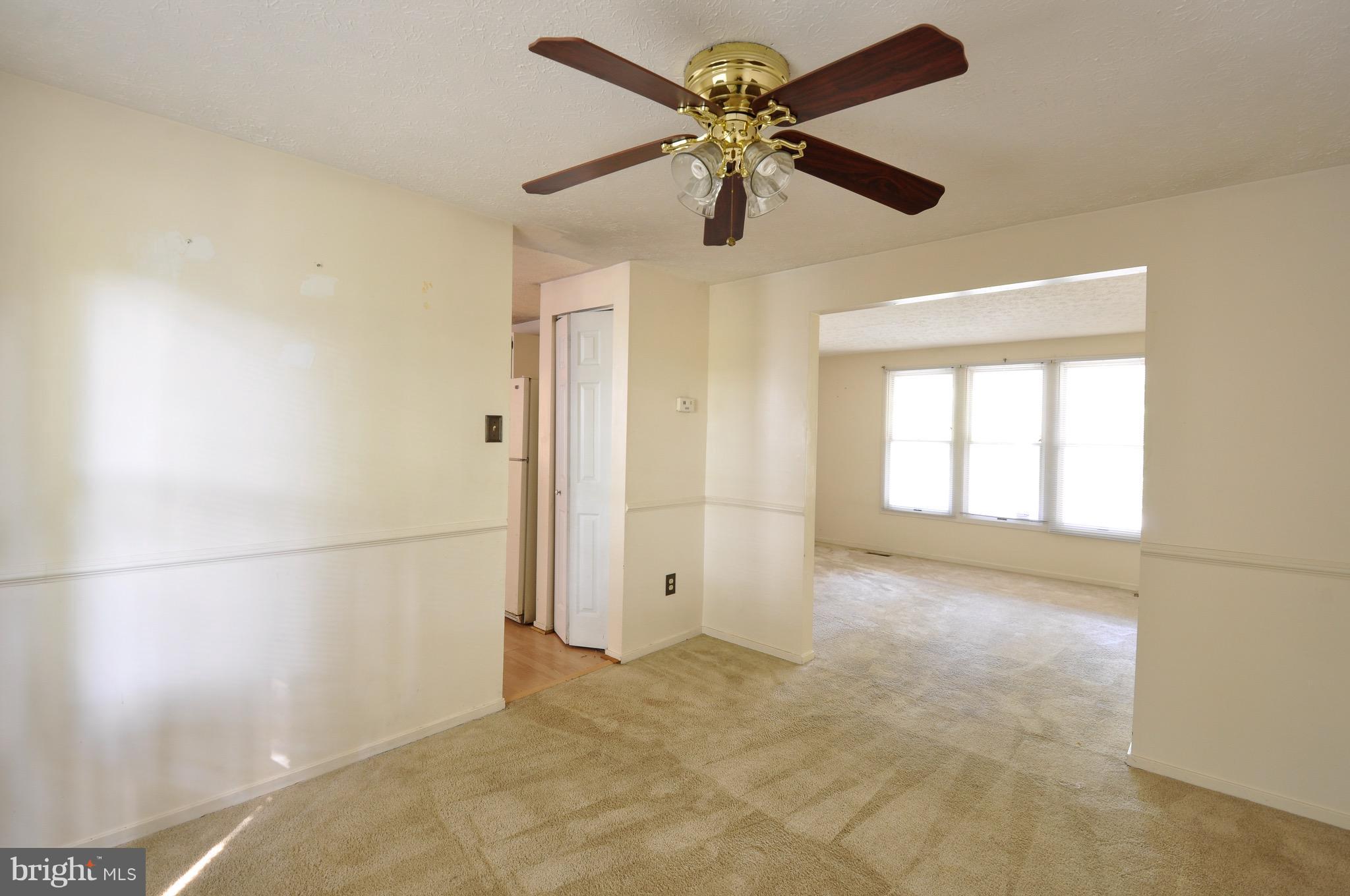 SHADOW WOODS - Residential