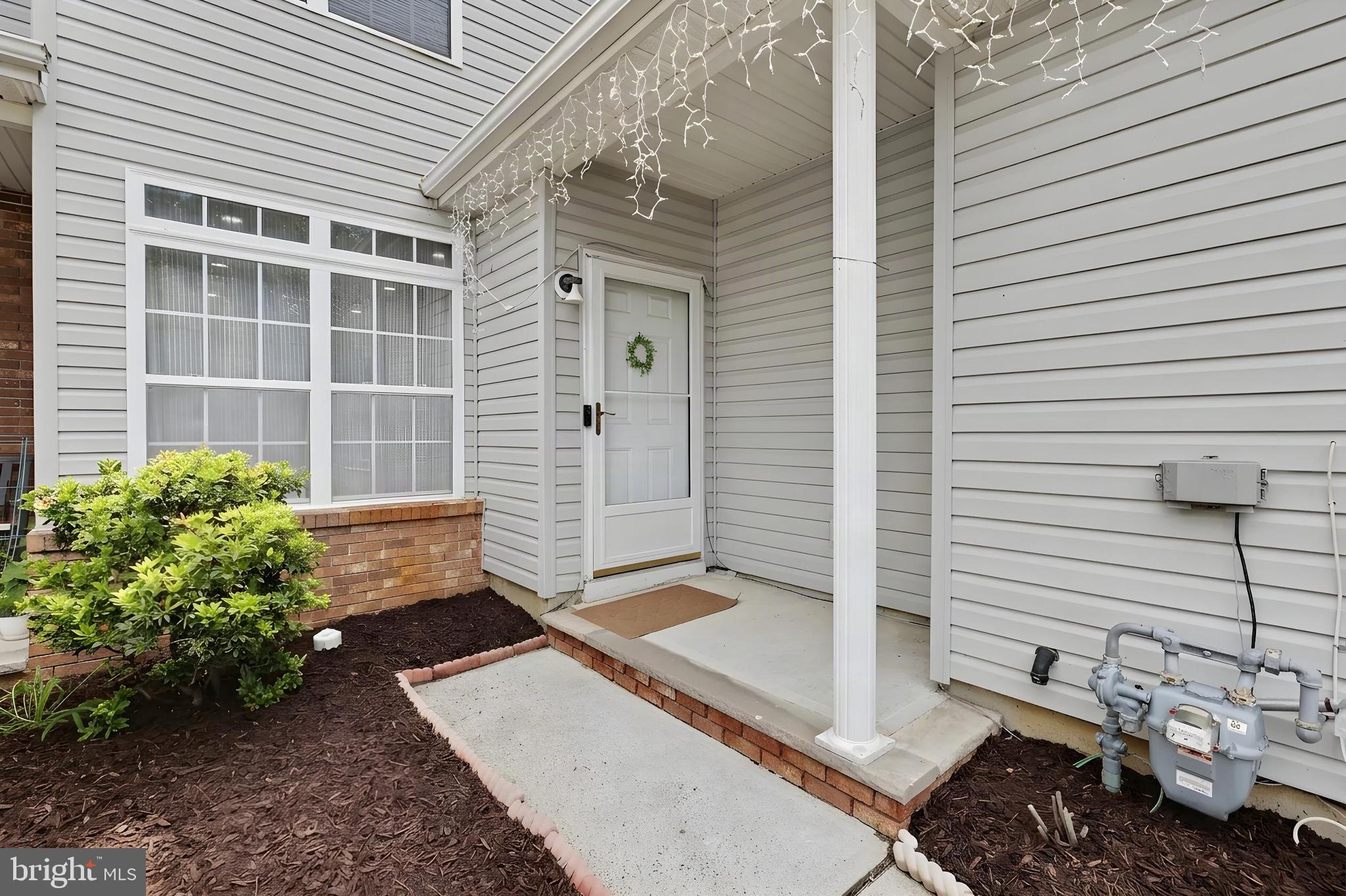 16 SHELLEY CIRCLE