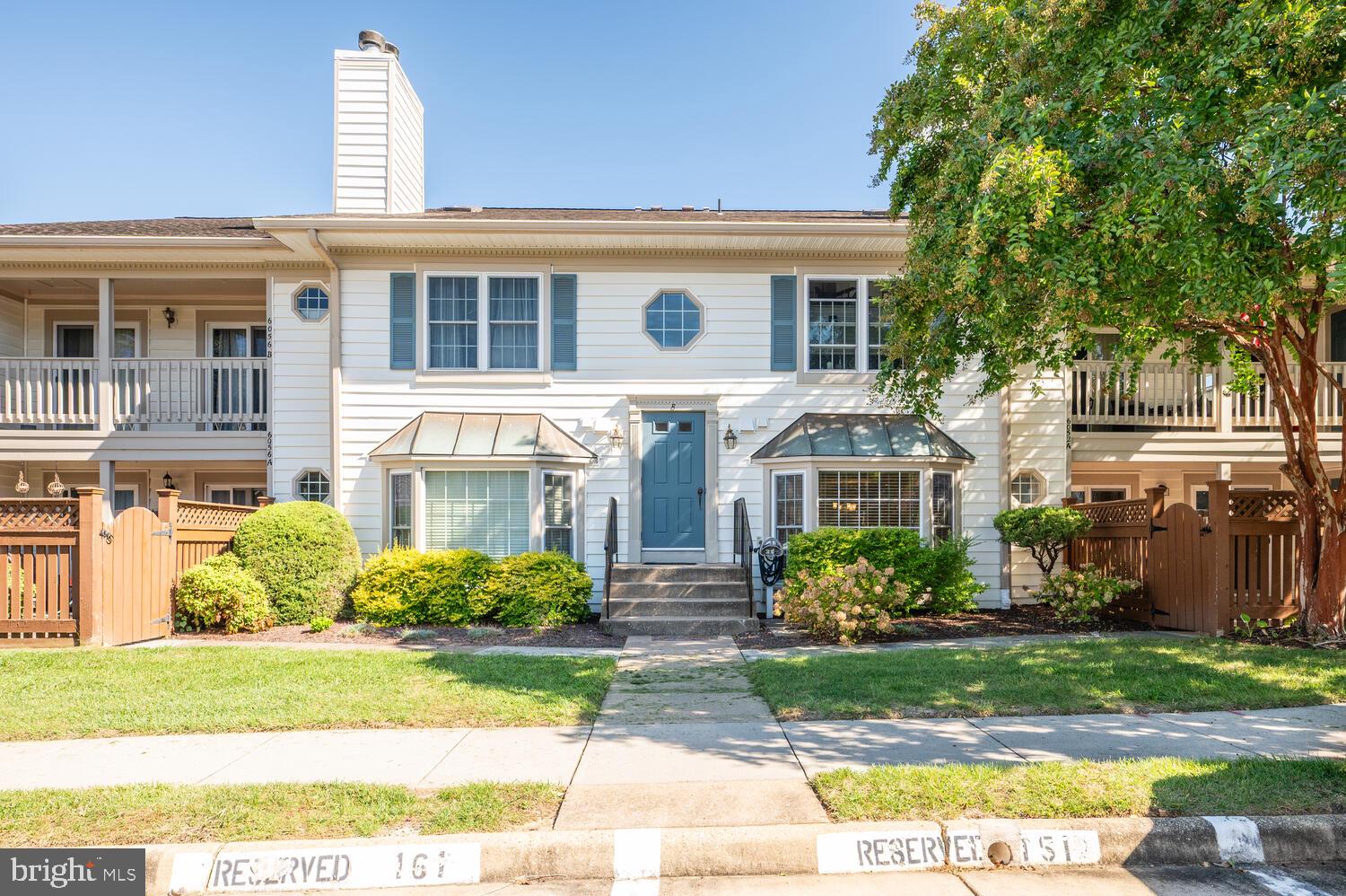 6052 ESSEX HOUSE SQUARE A 6052A