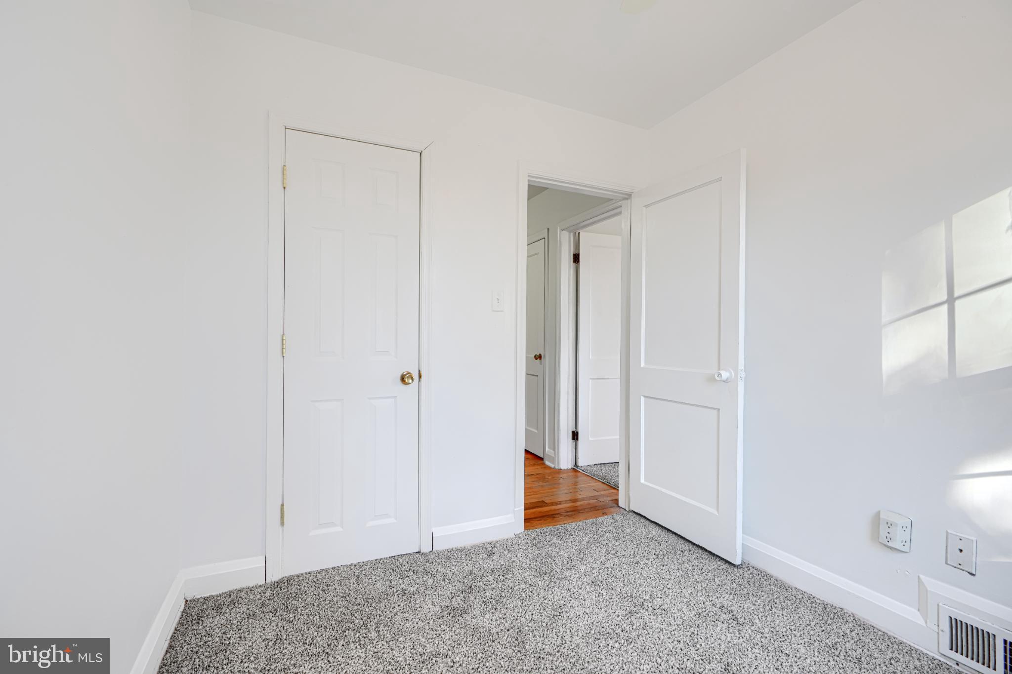 PARKVILLE - Residential