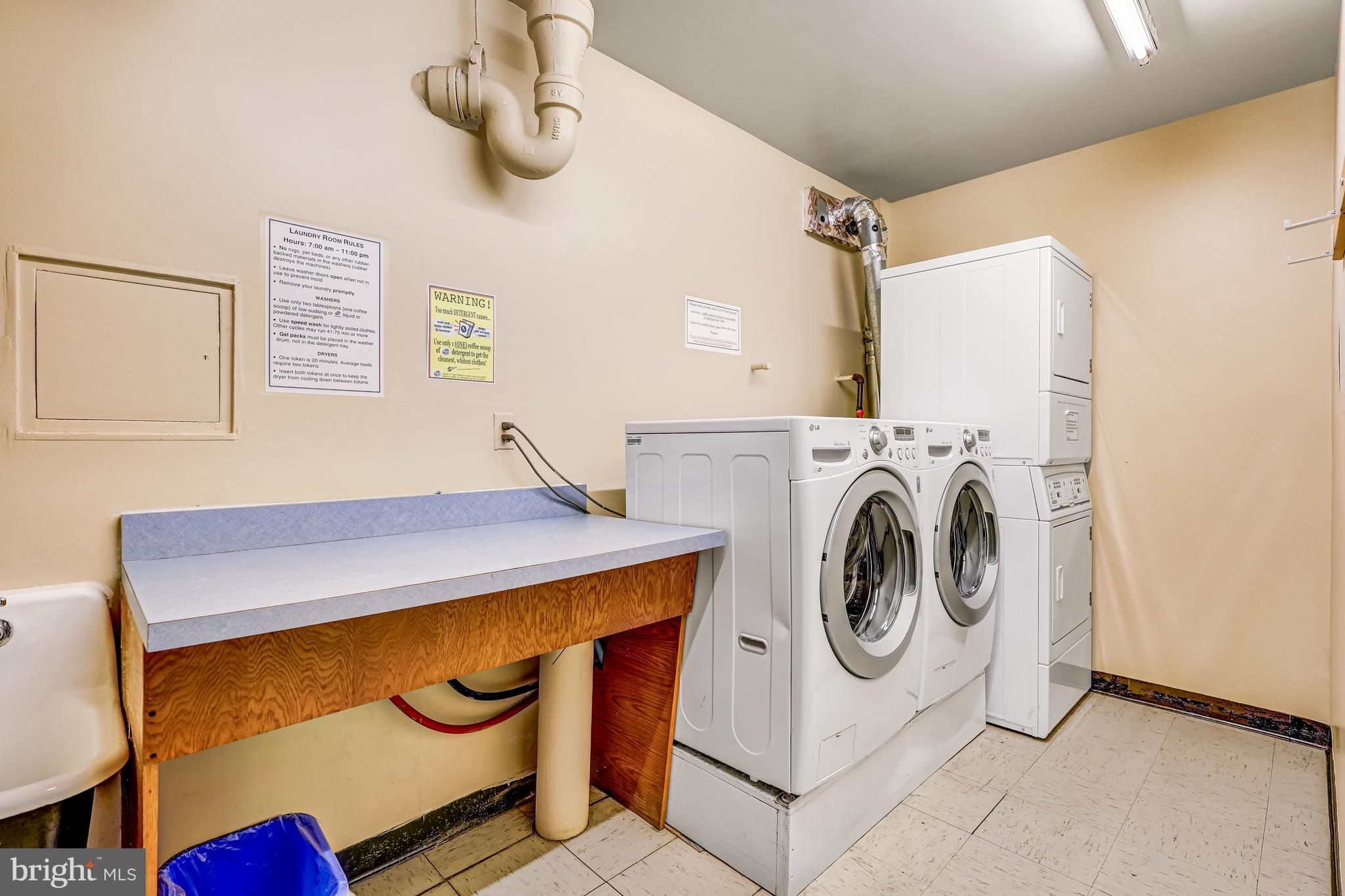 HYDE PARK - Residential