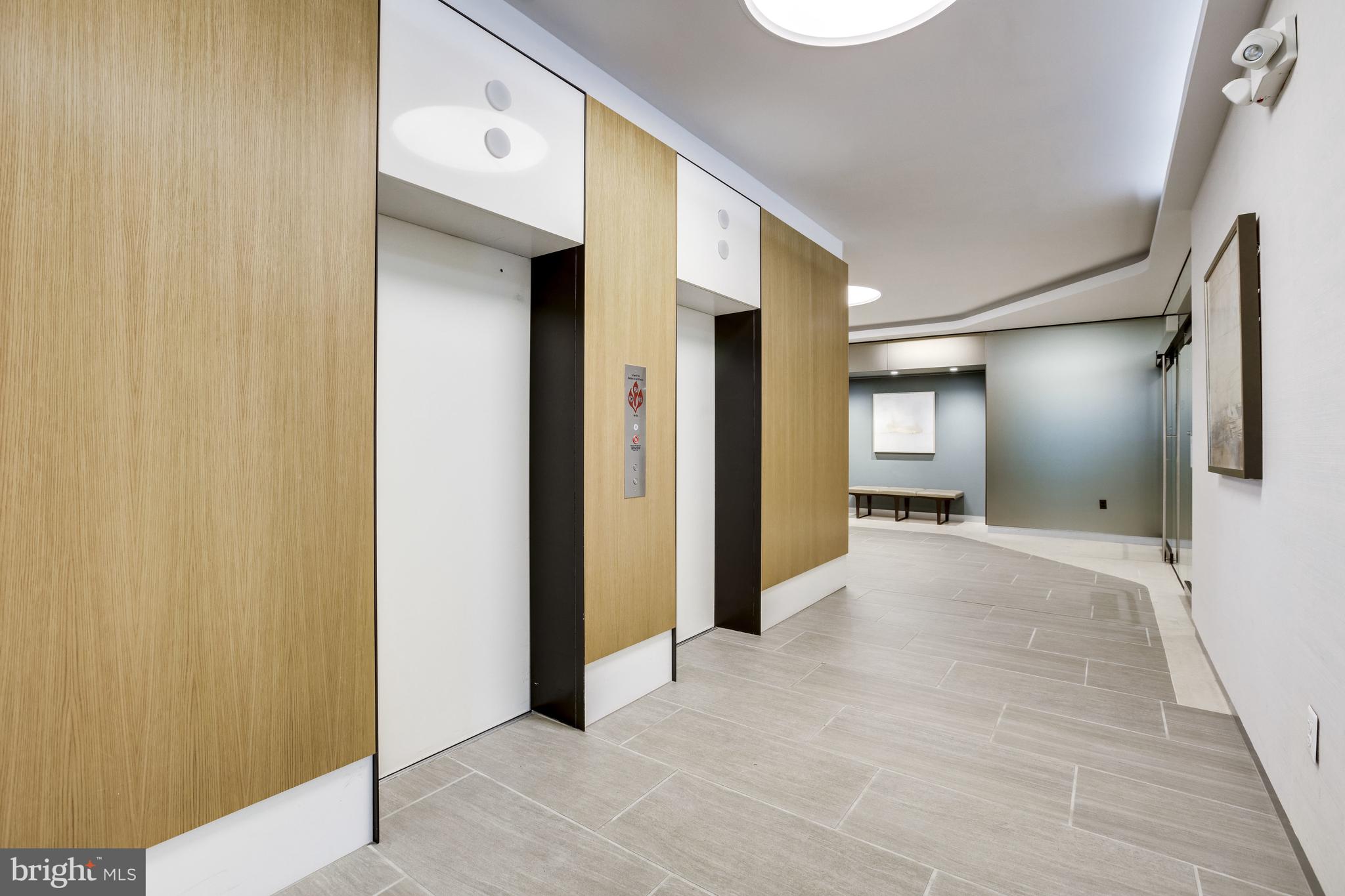 HYDE PARK - Residential