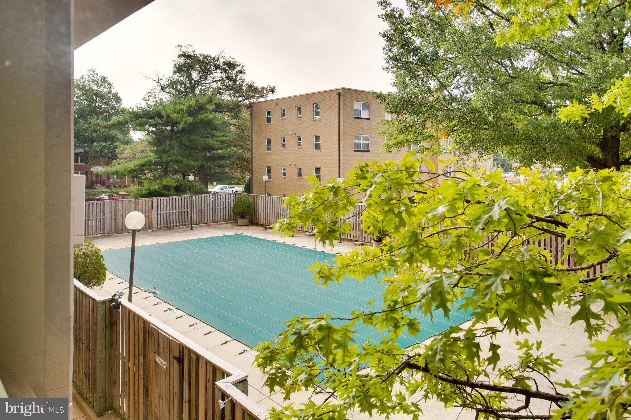 HYDE PARK - Residential