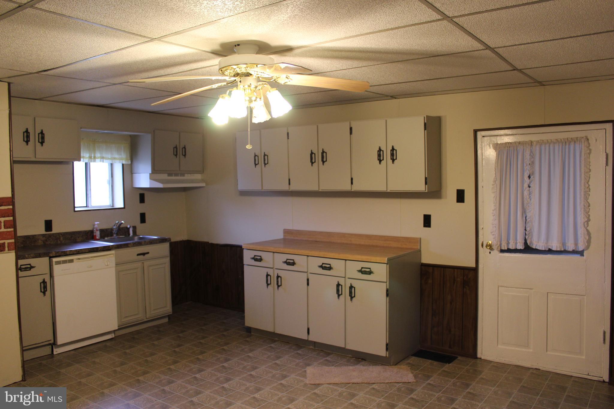 SPRINGVALE - Residential Lease