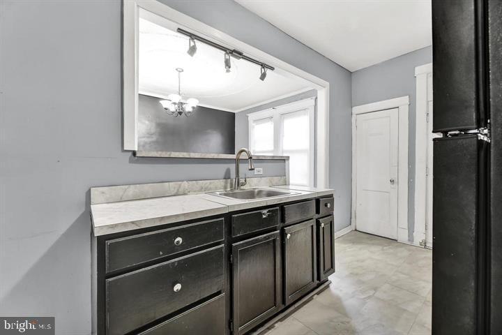 EVERGREEN LAWN - Residential