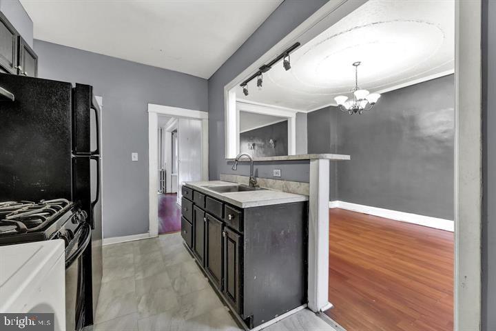 EVERGREEN LAWN - Residential