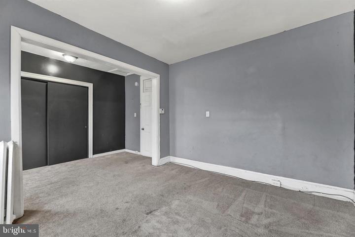 EVERGREEN LAWN - Residential