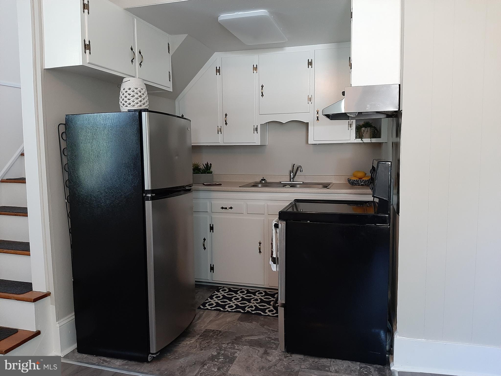 WINCHESTER HISTORIC DISTRICT - Residential Lease