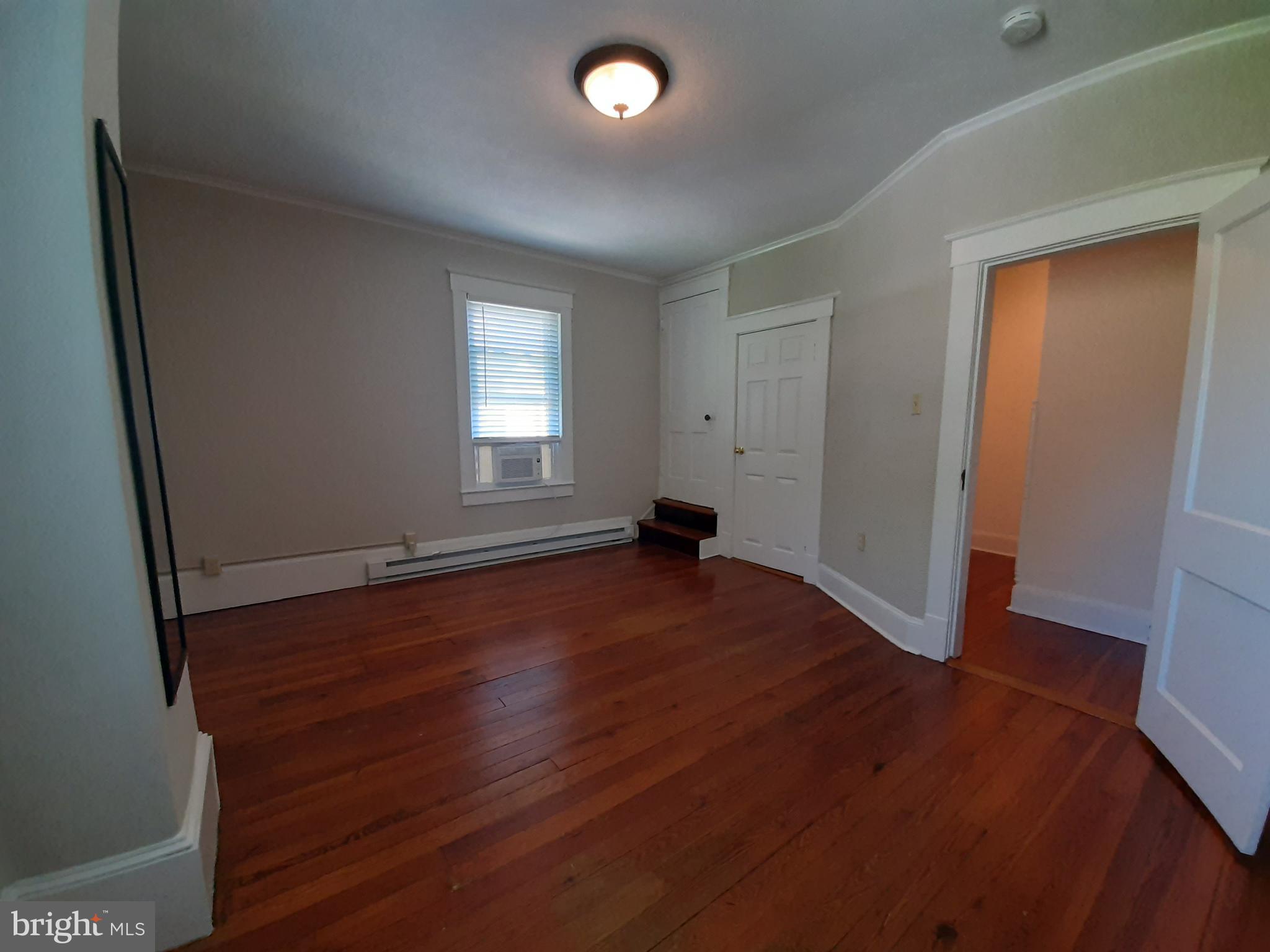 WINCHESTER HISTORIC DISTRICT - Residential Lease