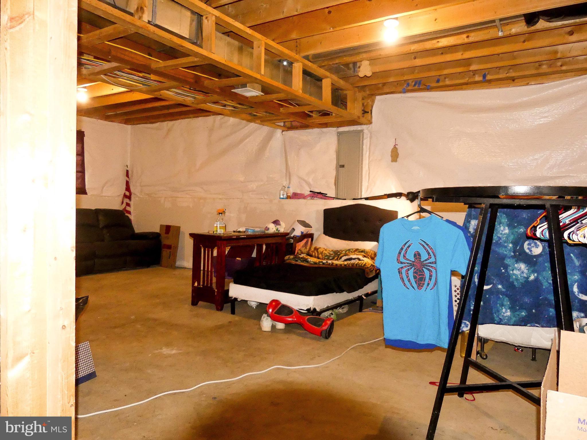 CAMERON ACRES - Residential