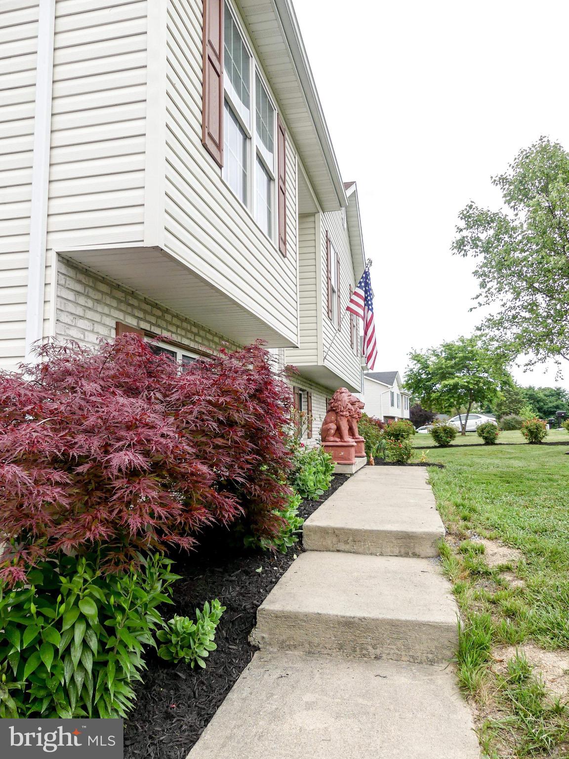 CAMERON ACRES - Residential