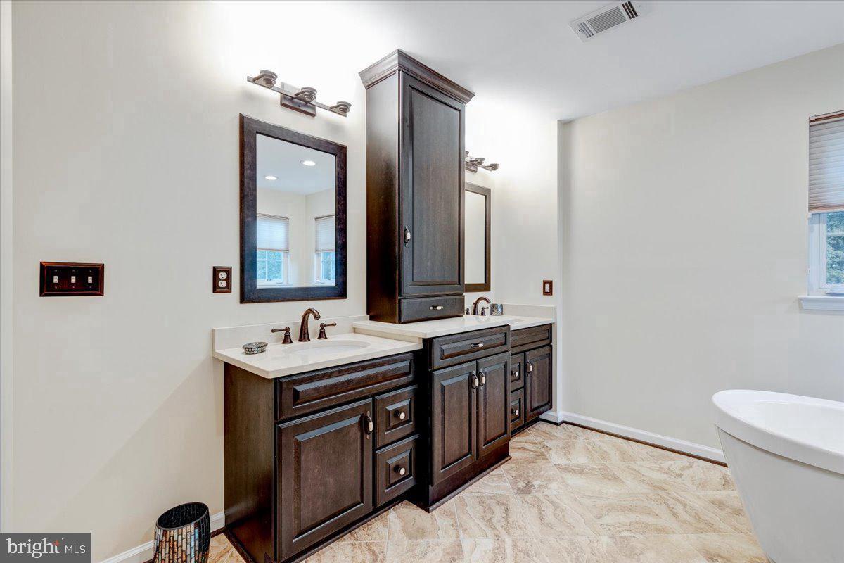 CHARLES CROSSING - Residential