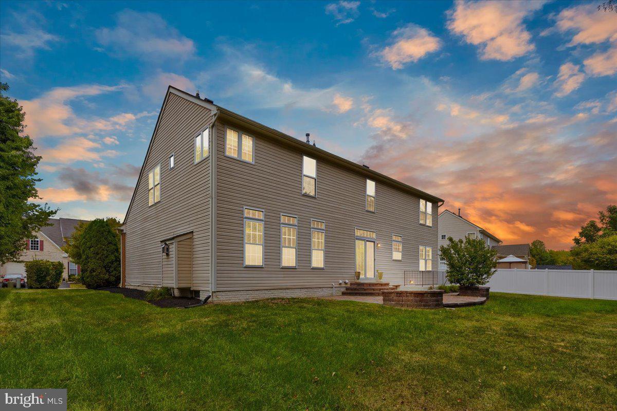 CHARLES CROSSING - Residential