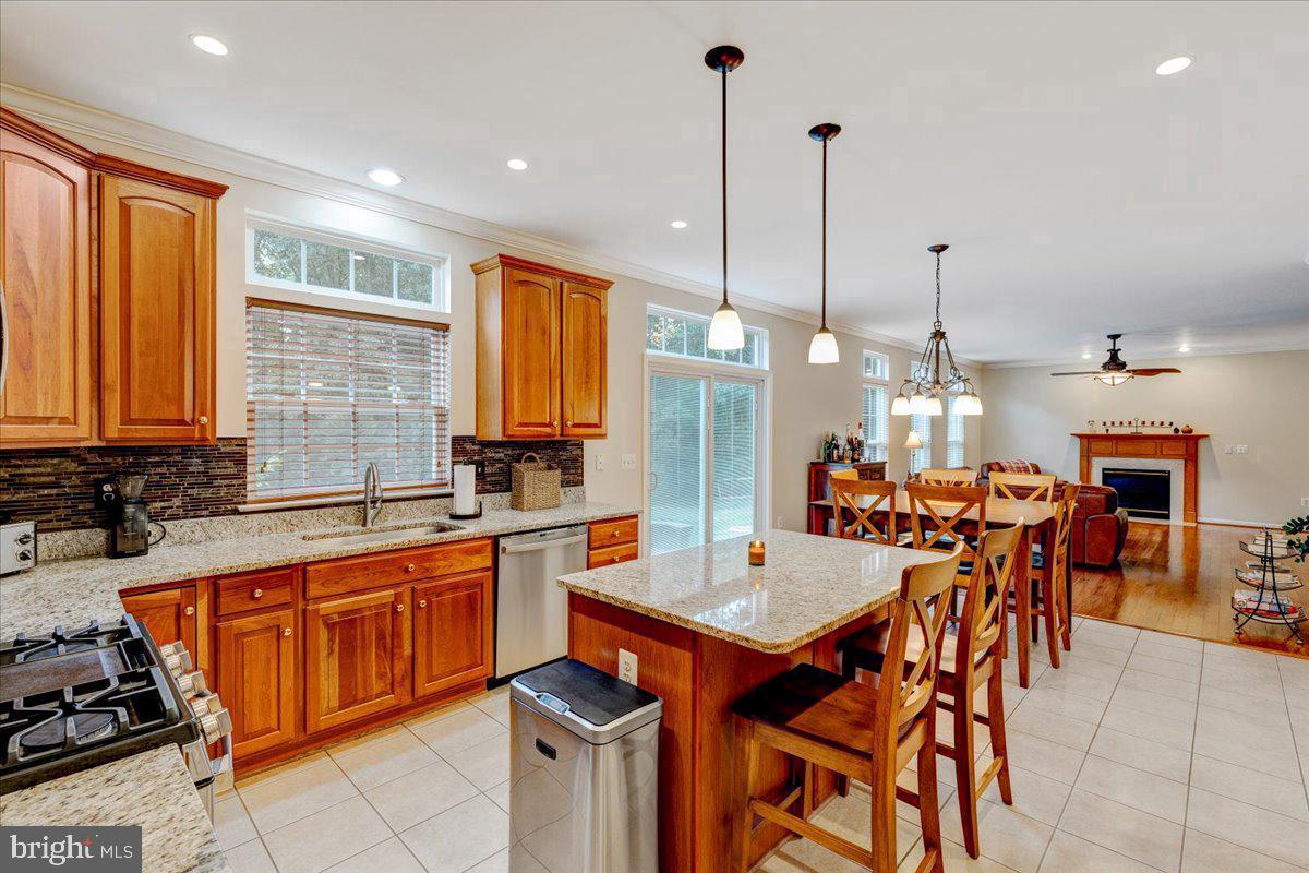 CHARLES CROSSING - Residential