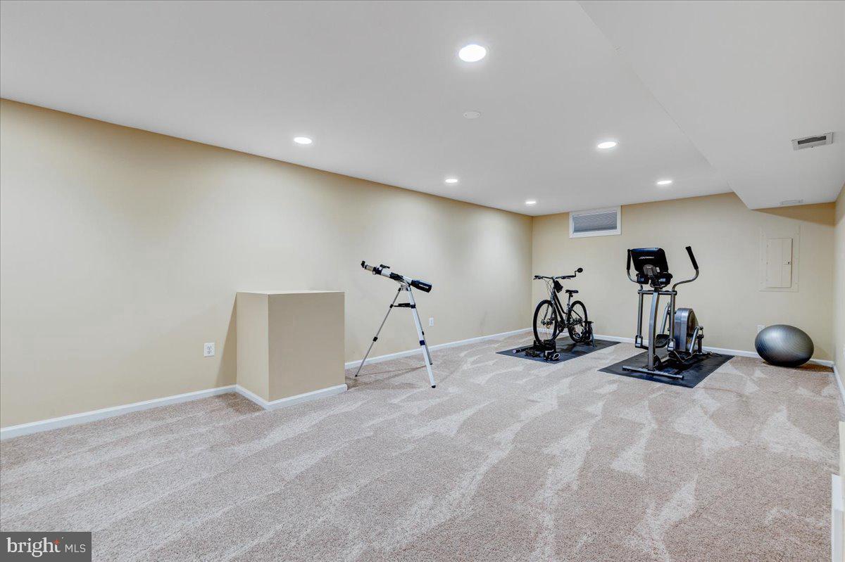 CHARLES CROSSING - Residential