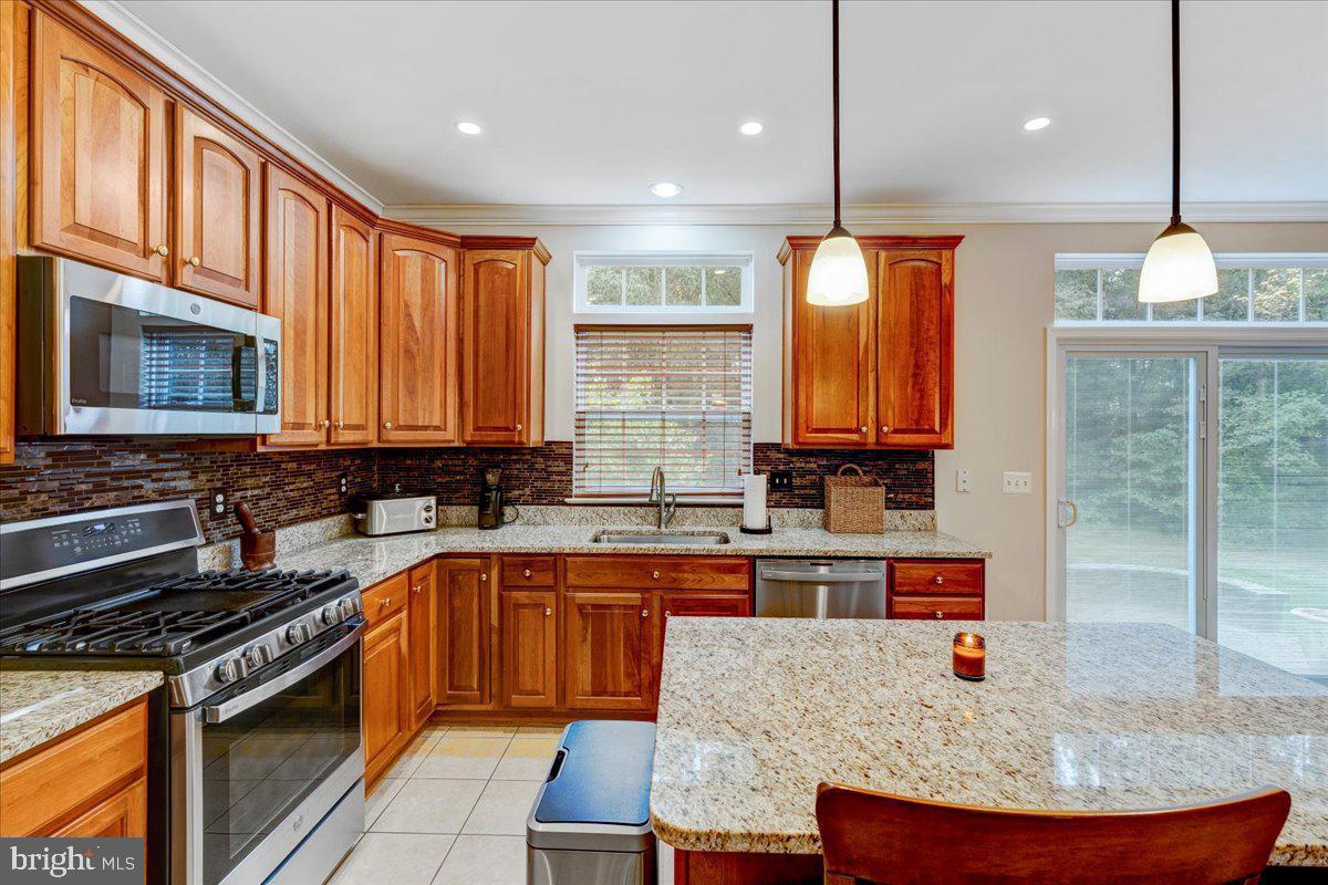 CHARLES CROSSING - Residential