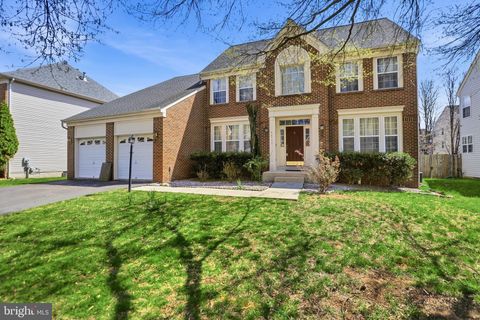 Homes For Sale - 46733 Hollow Mountain Place<br/> STERLING, VA 20164